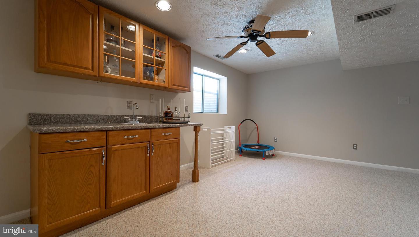 CROFTON HIGHLANDS - Residential