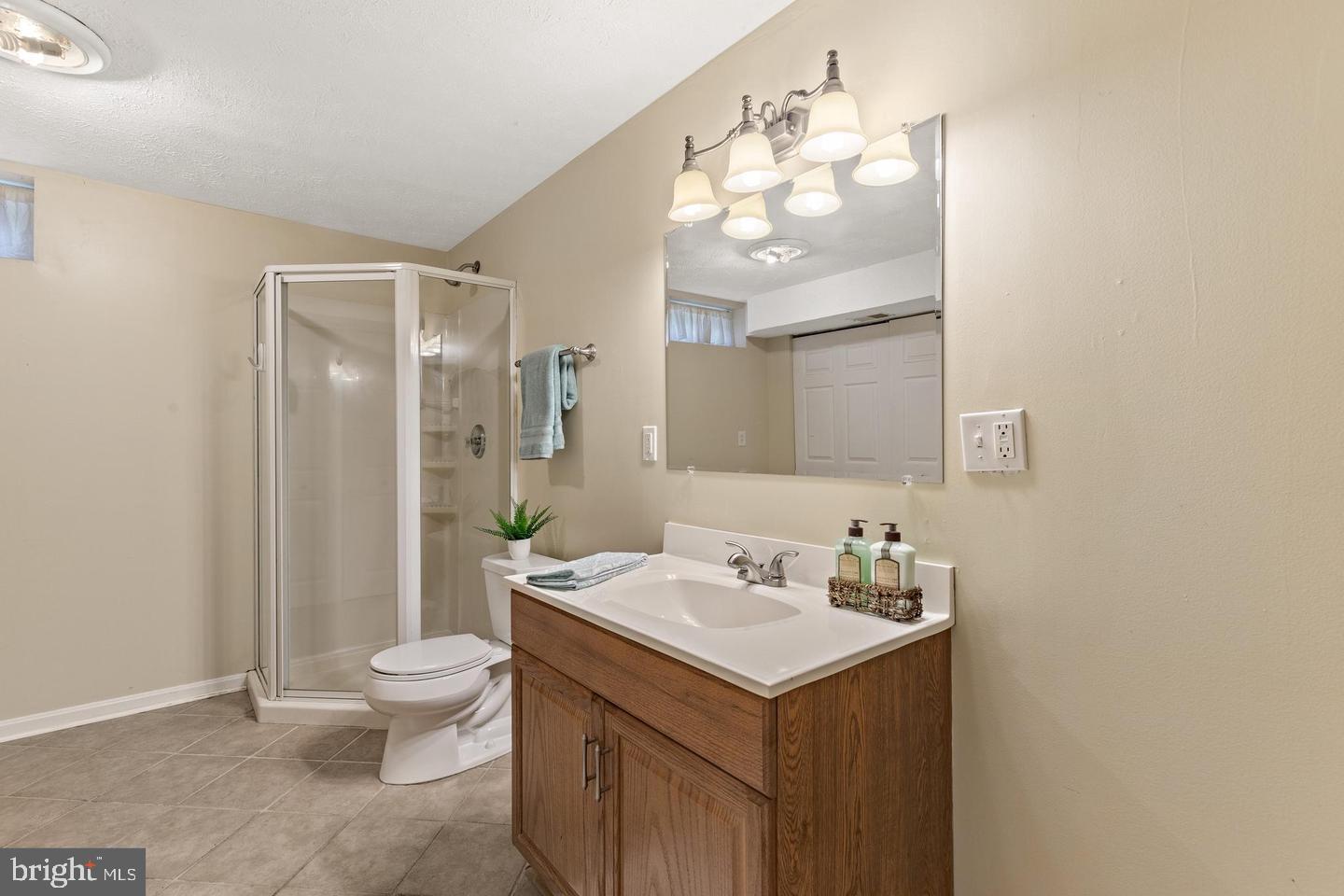 CROFTON HIGHLANDS - Residential