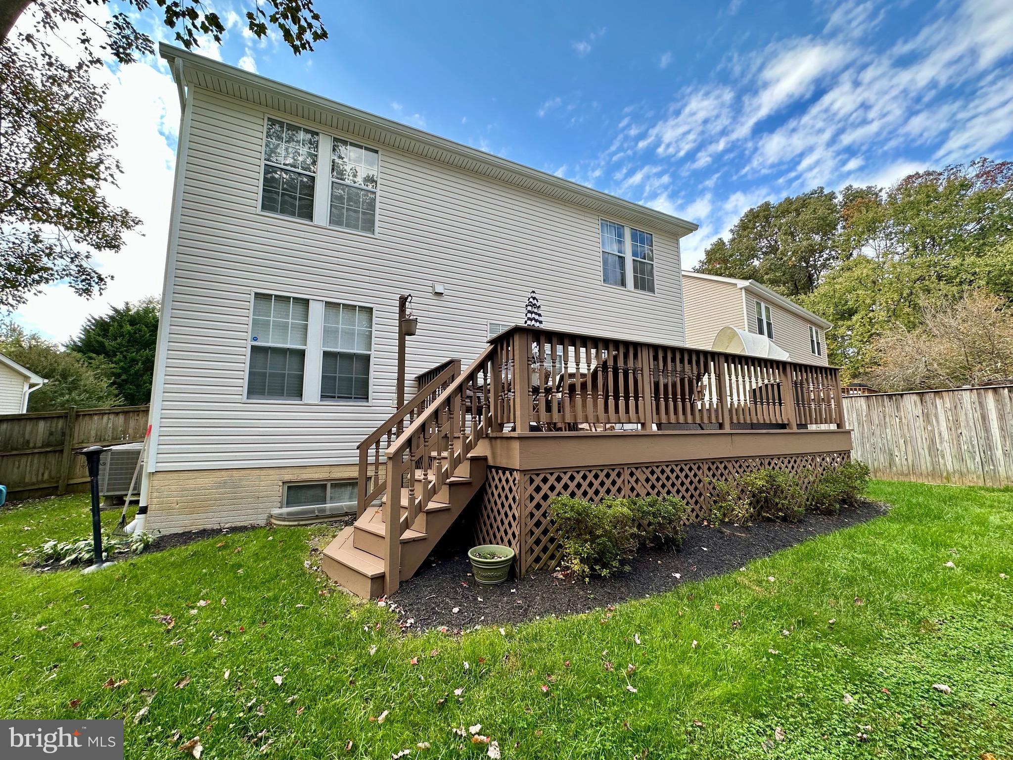 CROFTON HIGHLANDS - Residential