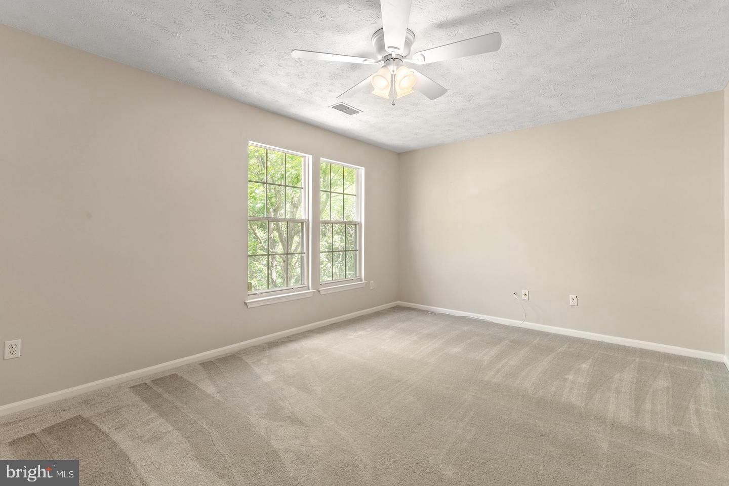 CROFTON HIGHLANDS - Residential