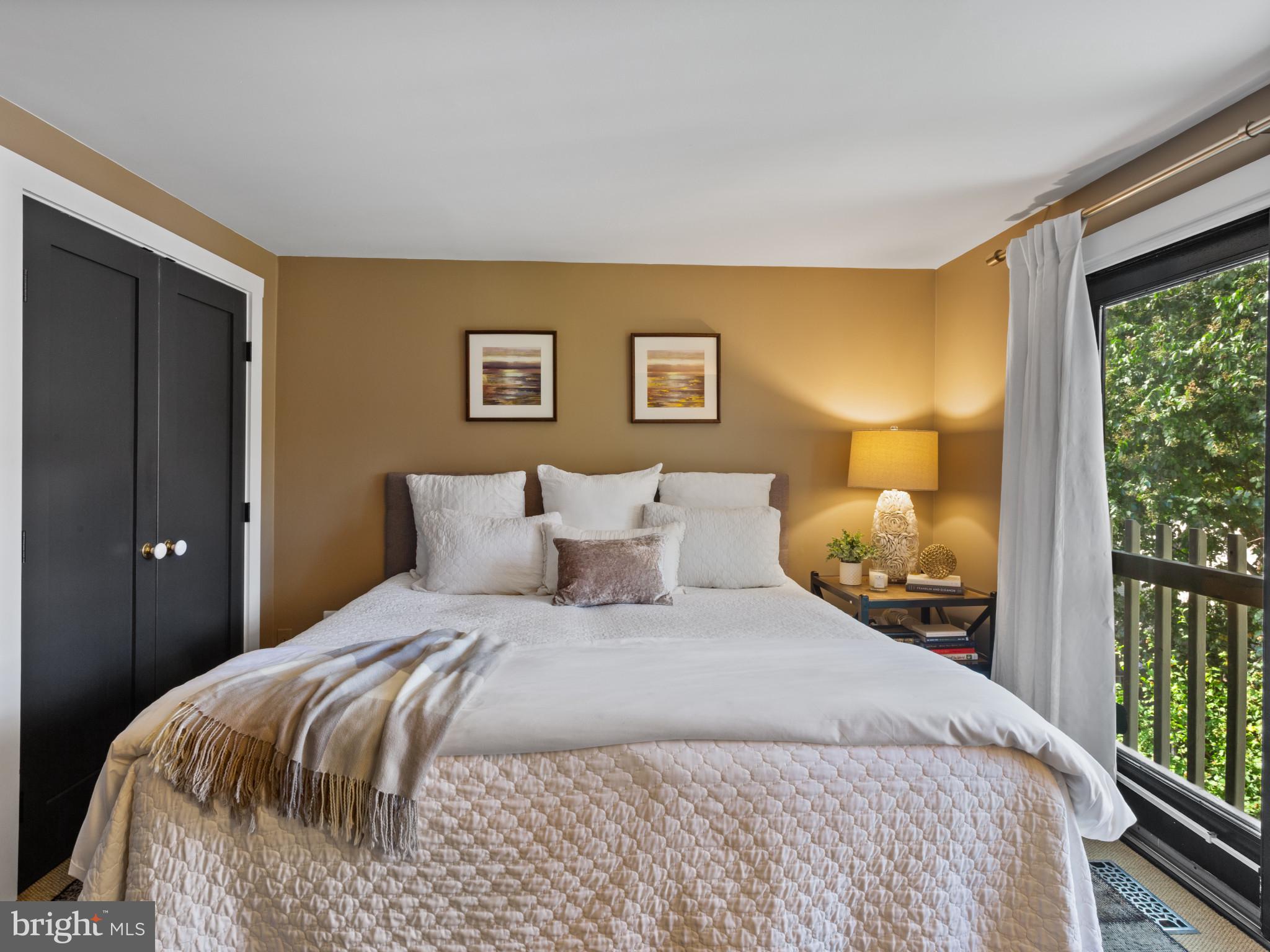 HISTORIC DISTRICT - Residential