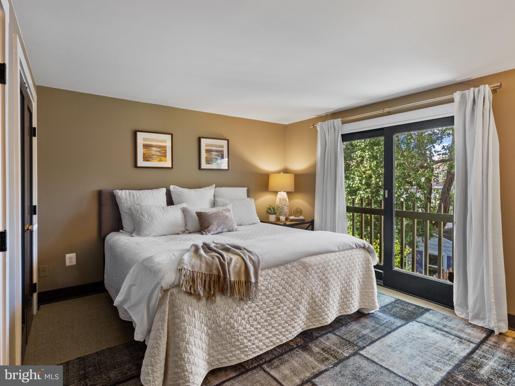 HISTORIC DISTRICT - Residential