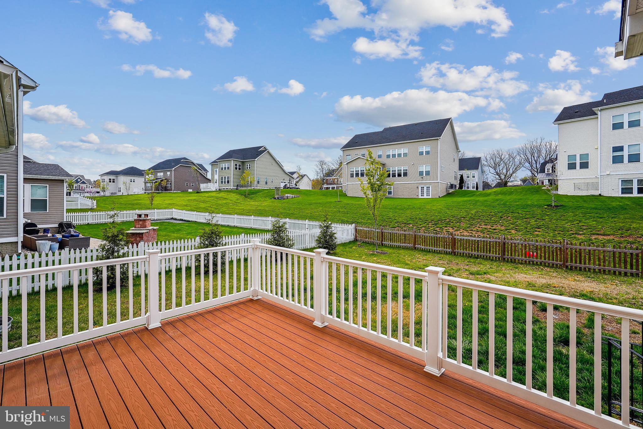 WESTBURY GLEN - Residential