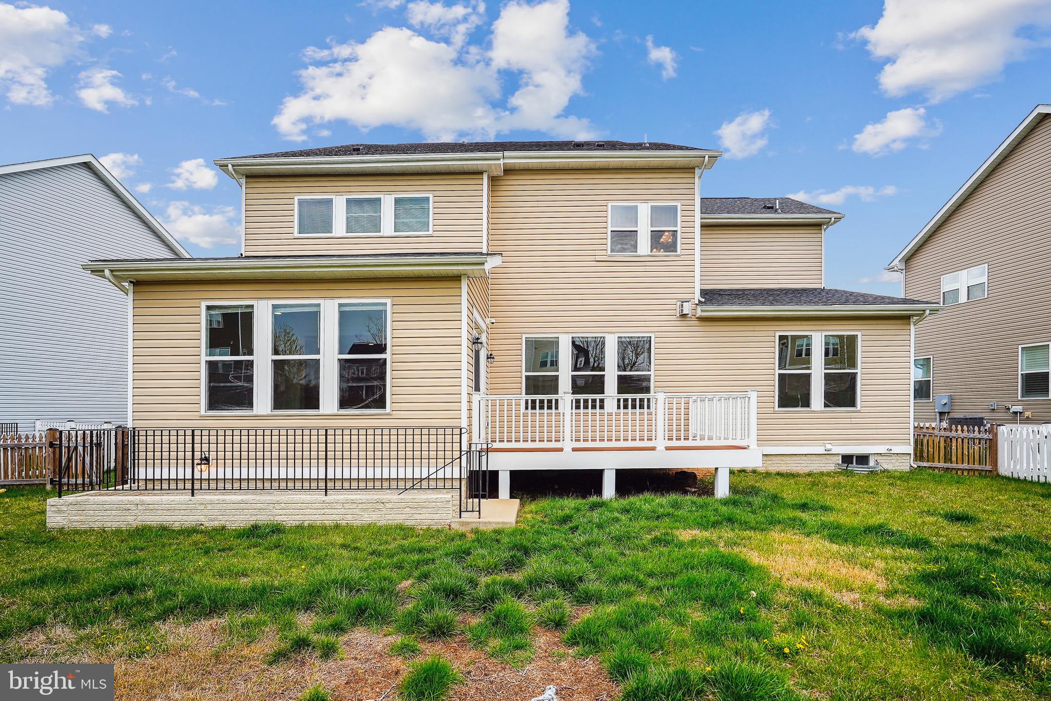 WESTBURY GLEN - Residential