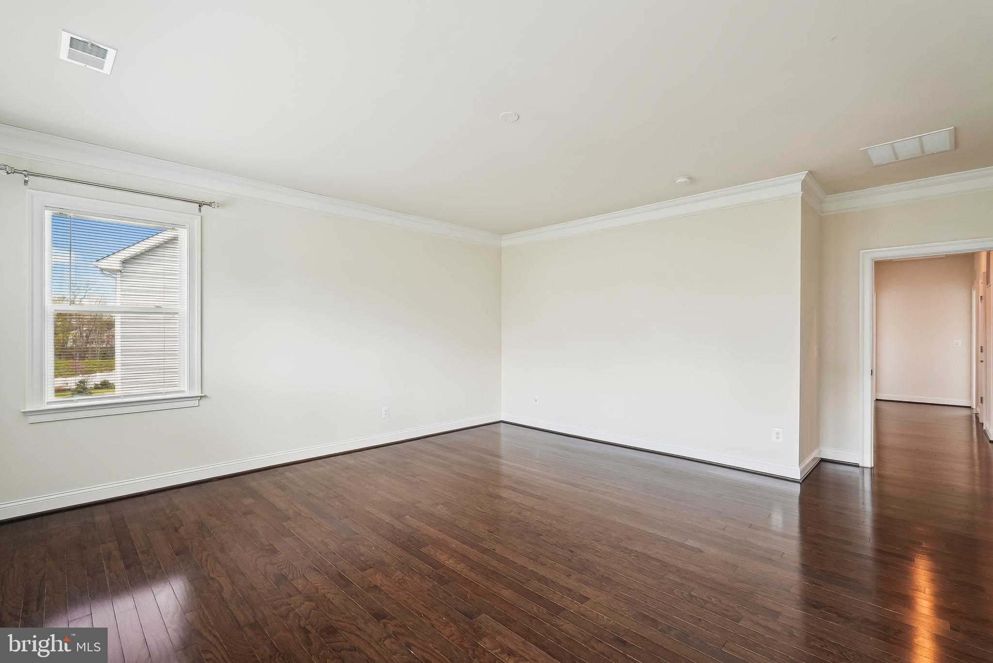 WESTBURY GLEN - Residential