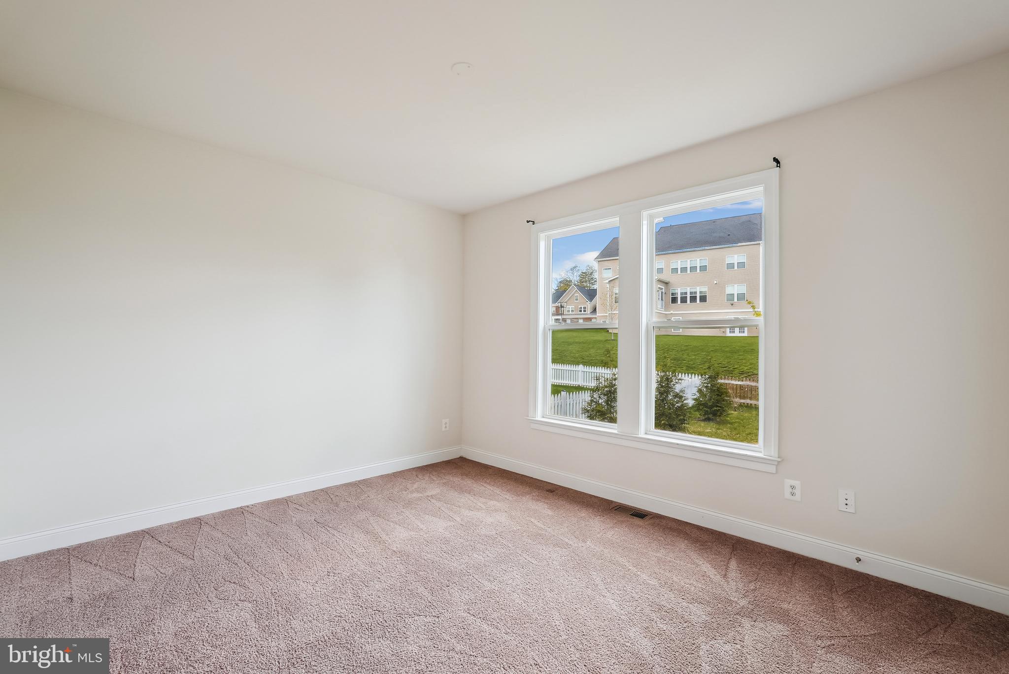 WESTBURY GLEN - Residential