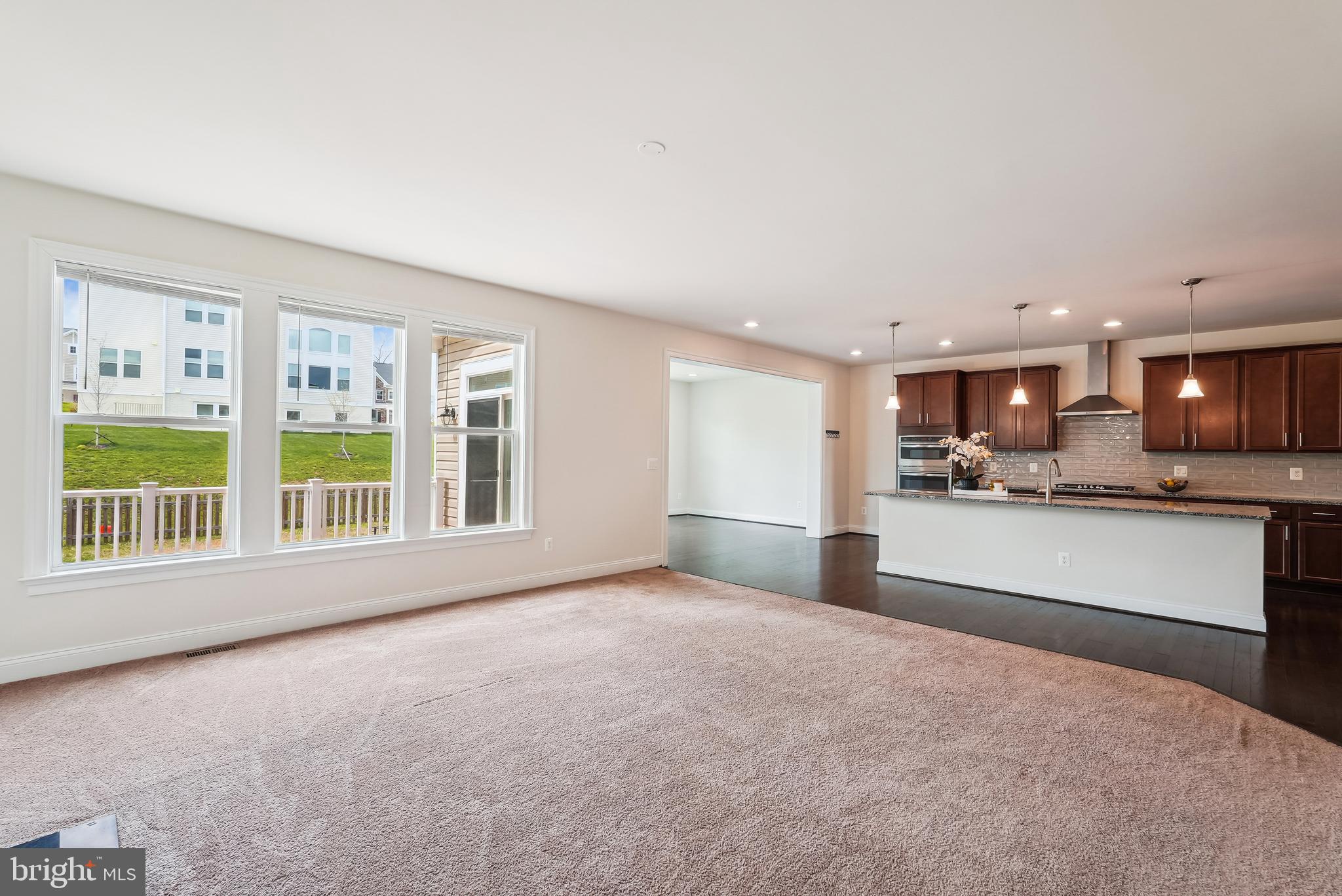 WESTBURY GLEN - Residential