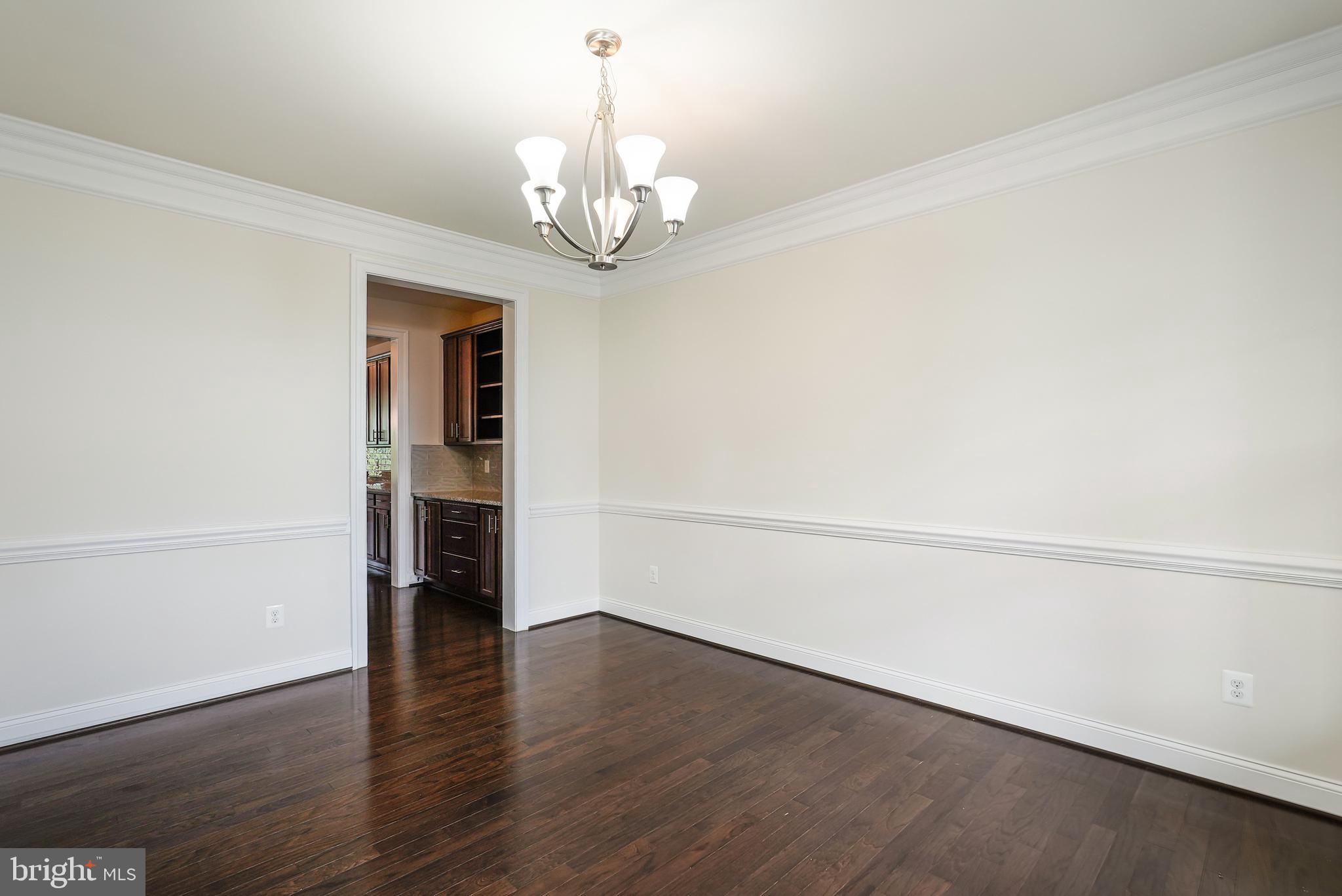 WESTBURY GLEN - Residential