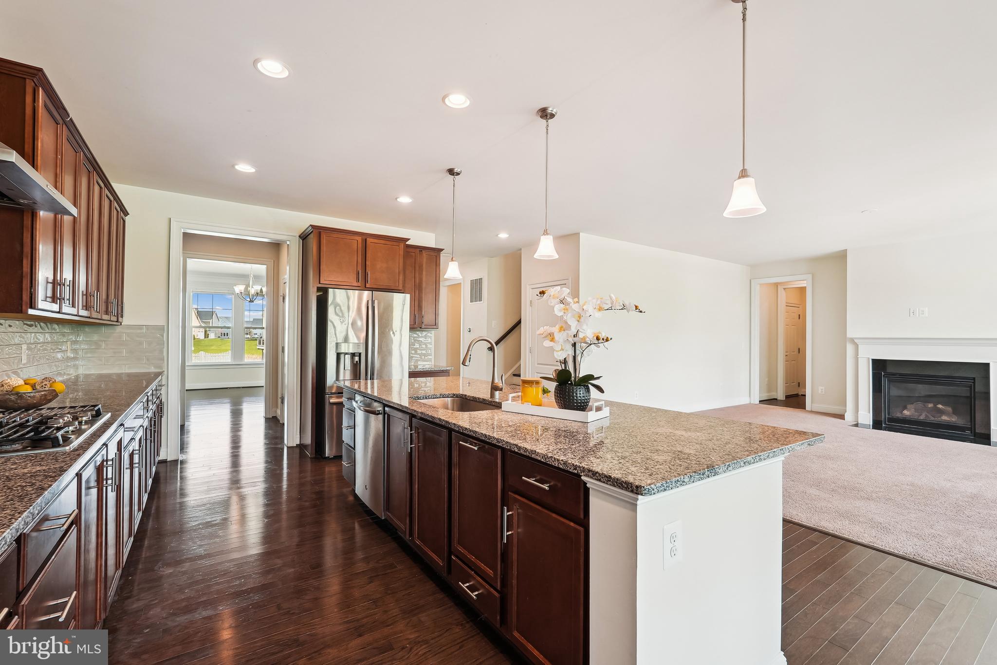 WESTBURY GLEN - Residential