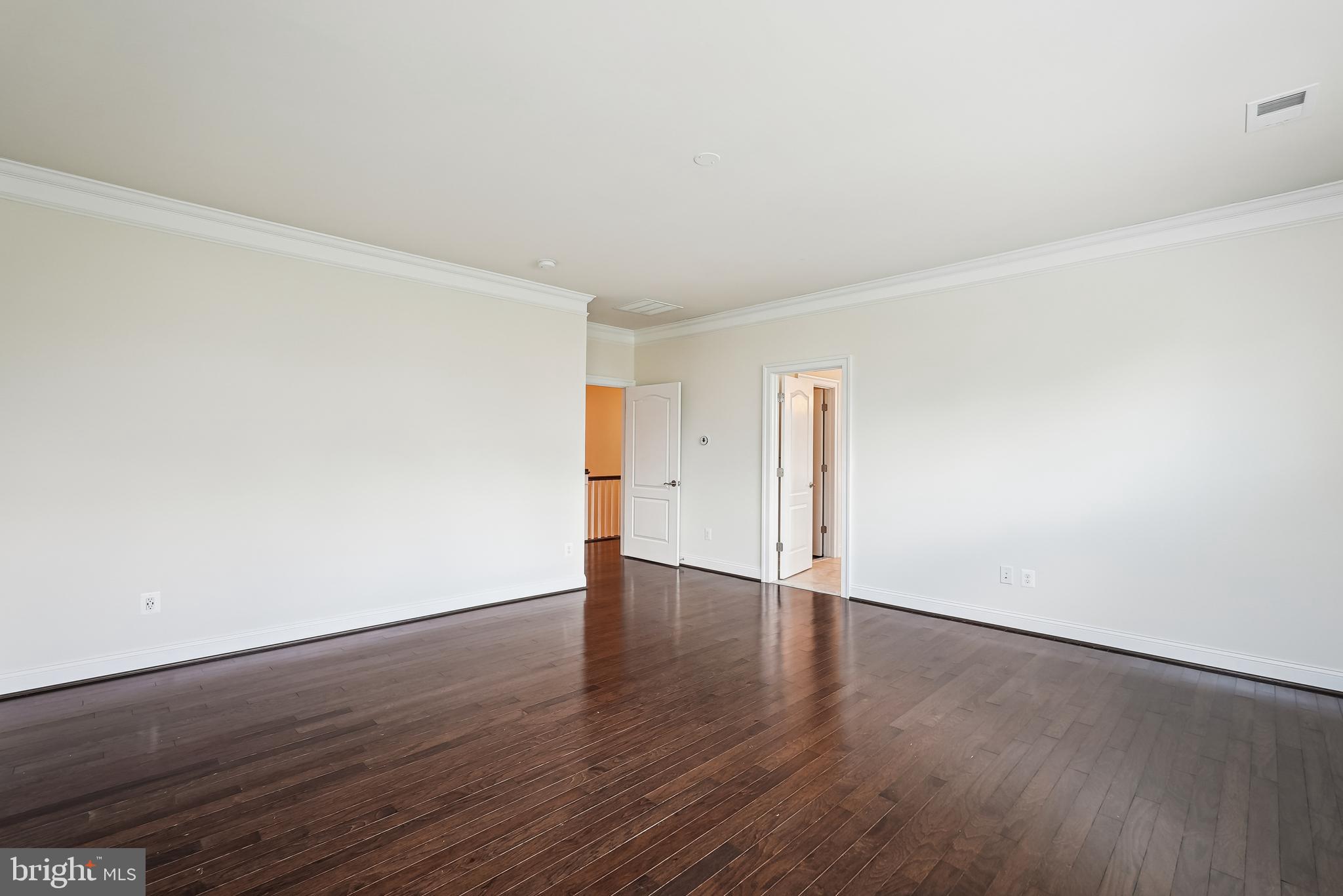 WESTBURY GLEN - Residential