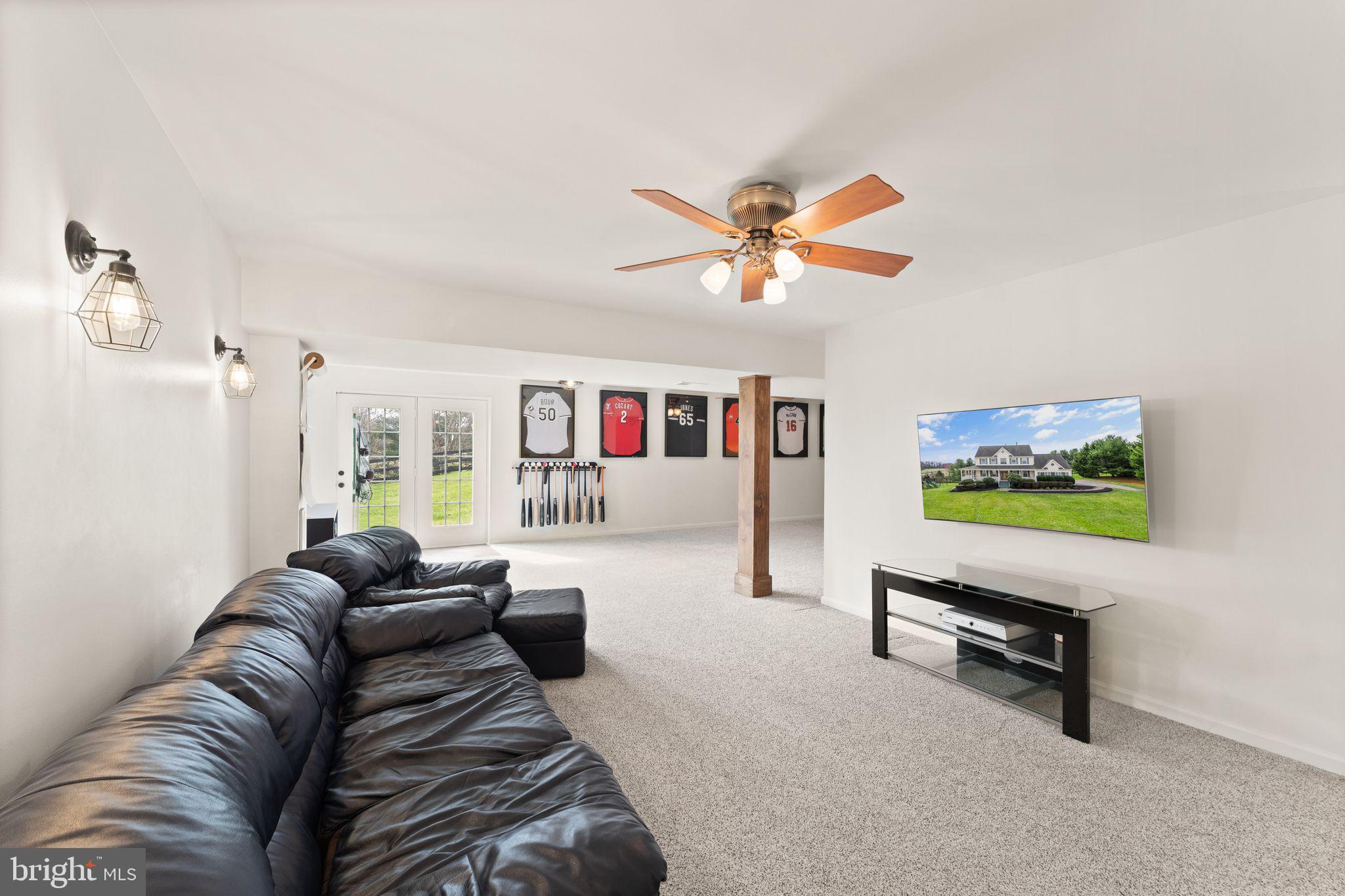 GOOSE CREEK CHASE - Residential