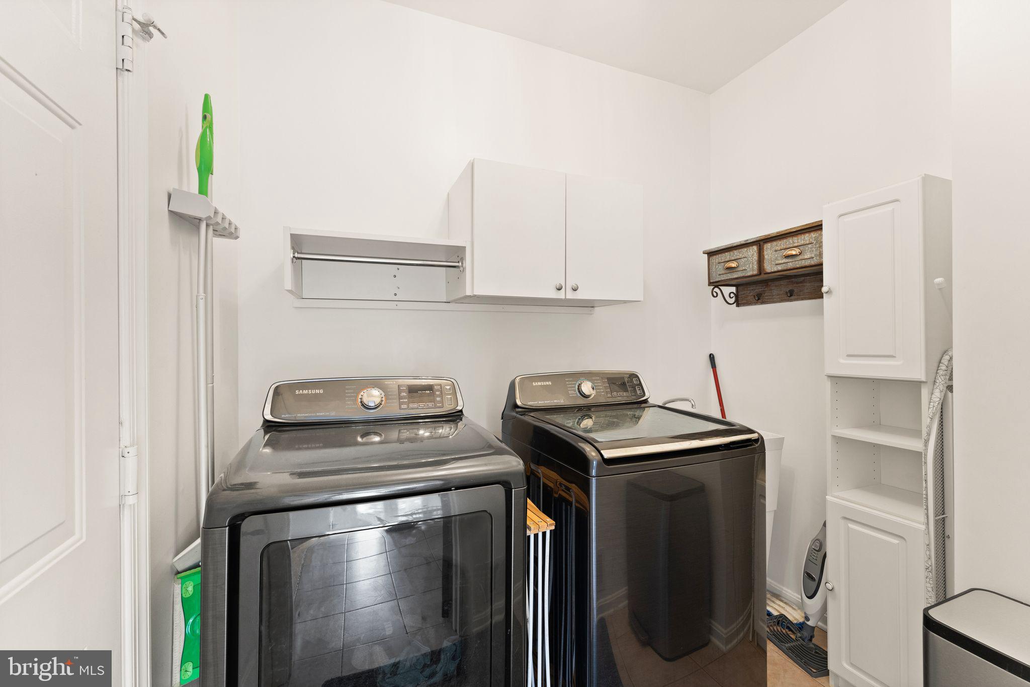 GOOSE CREEK CHASE - Residential