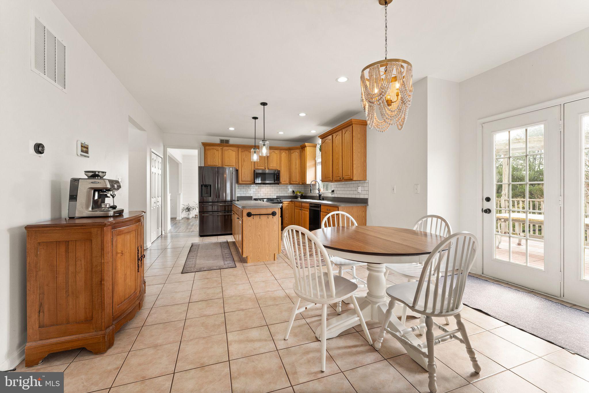 GOOSE CREEK CHASE - Residential