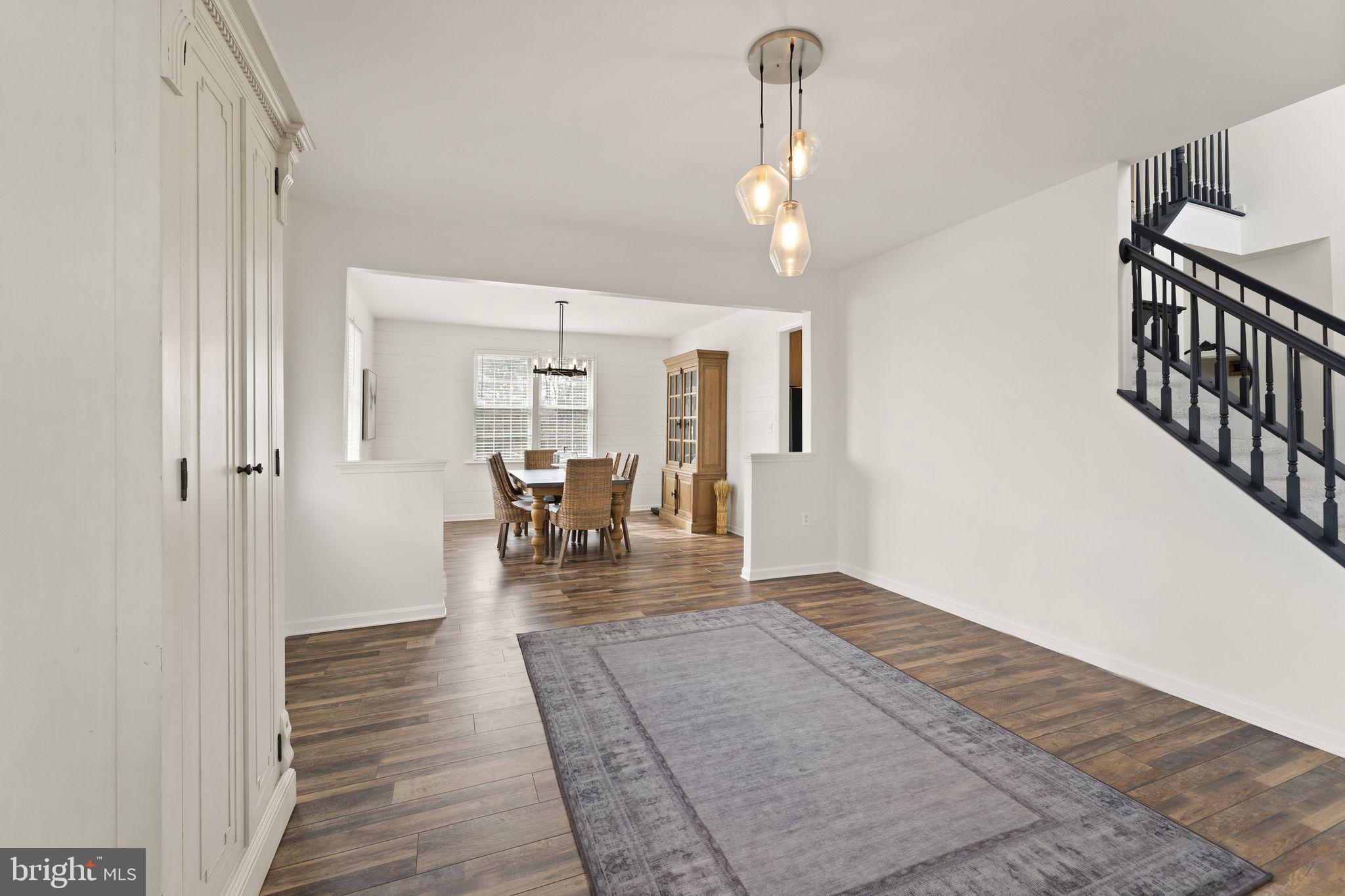 GOOSE CREEK CHASE - Residential