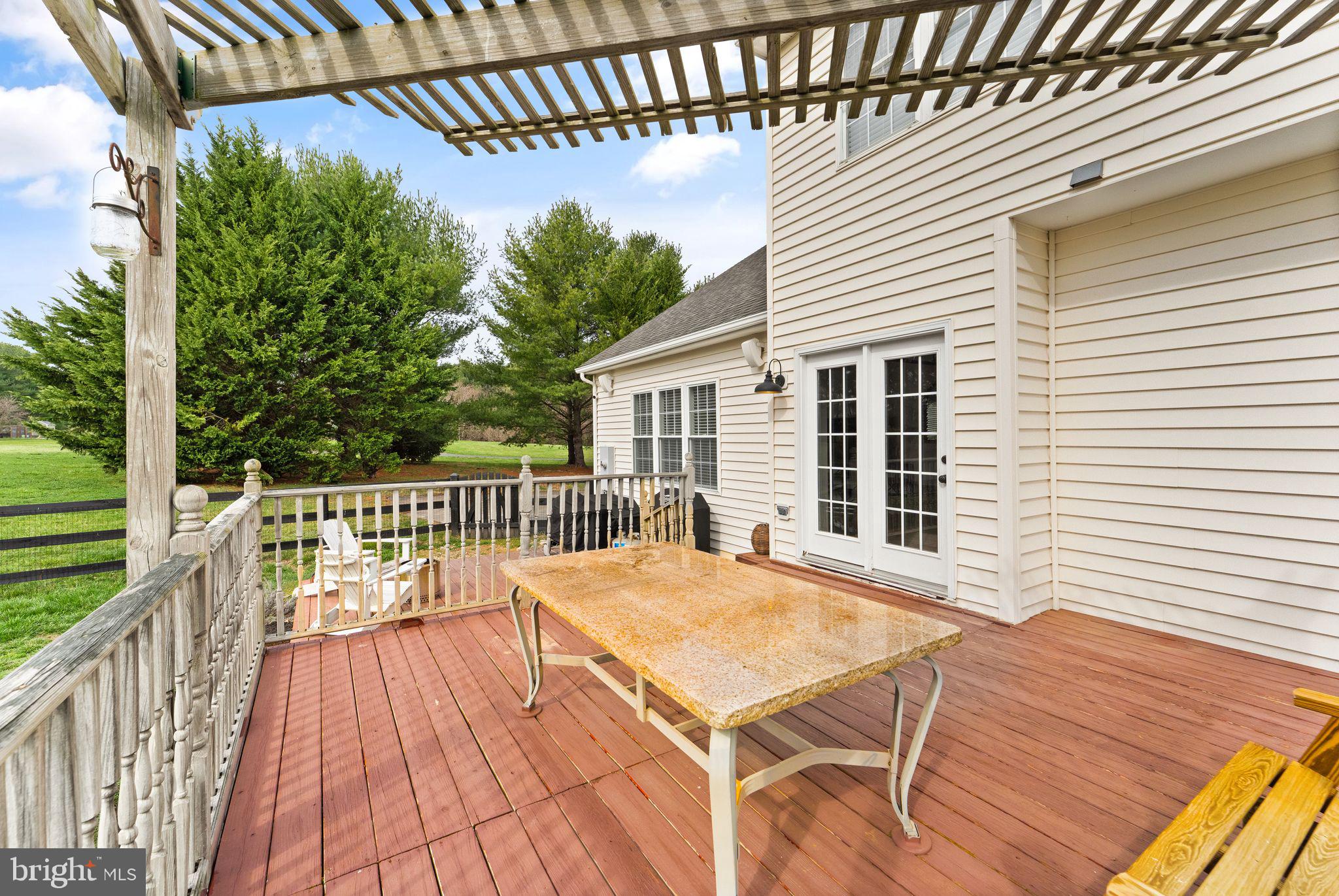 GOOSE CREEK CHASE - Residential