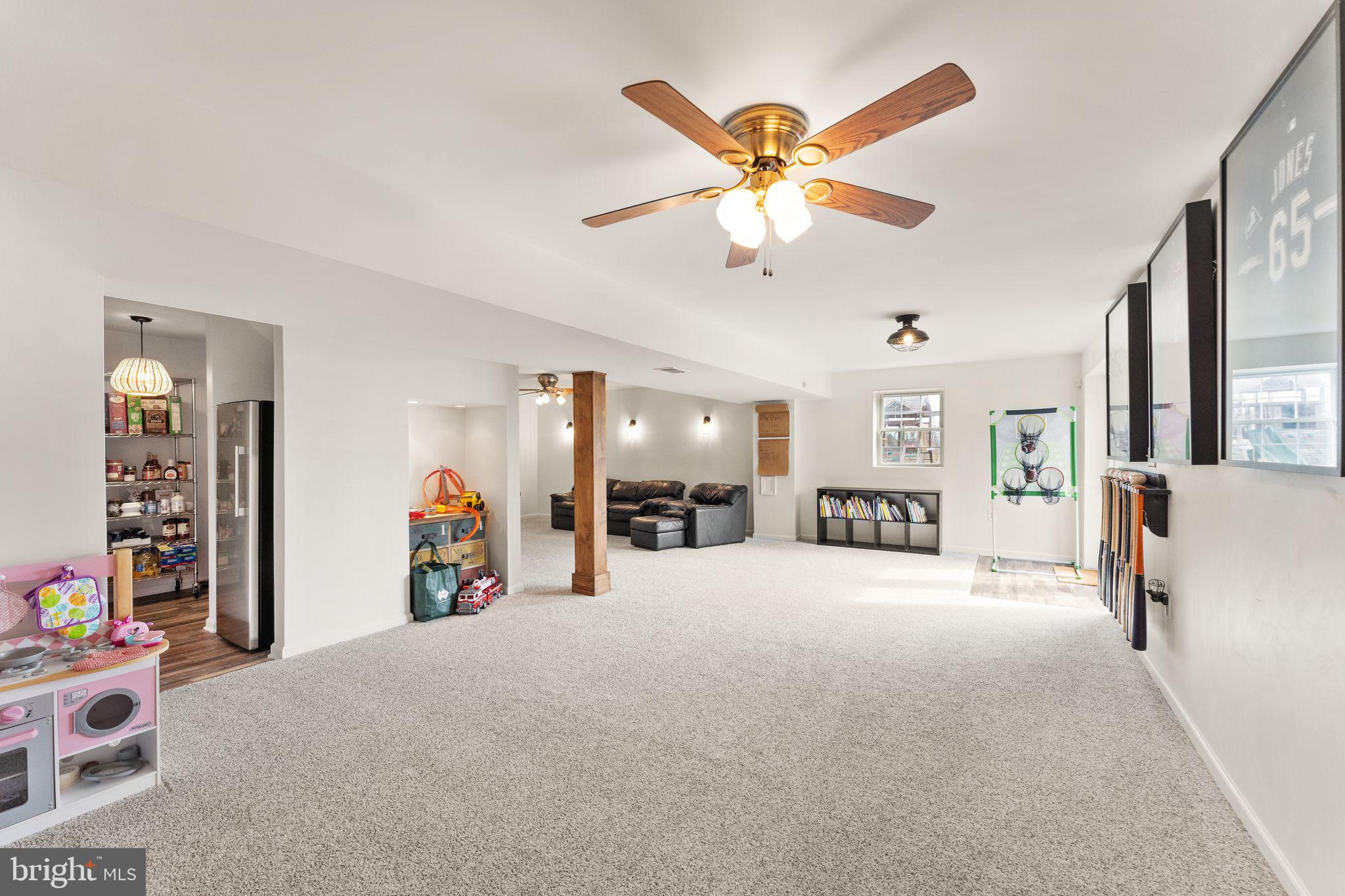 GOOSE CREEK CHASE - Residential