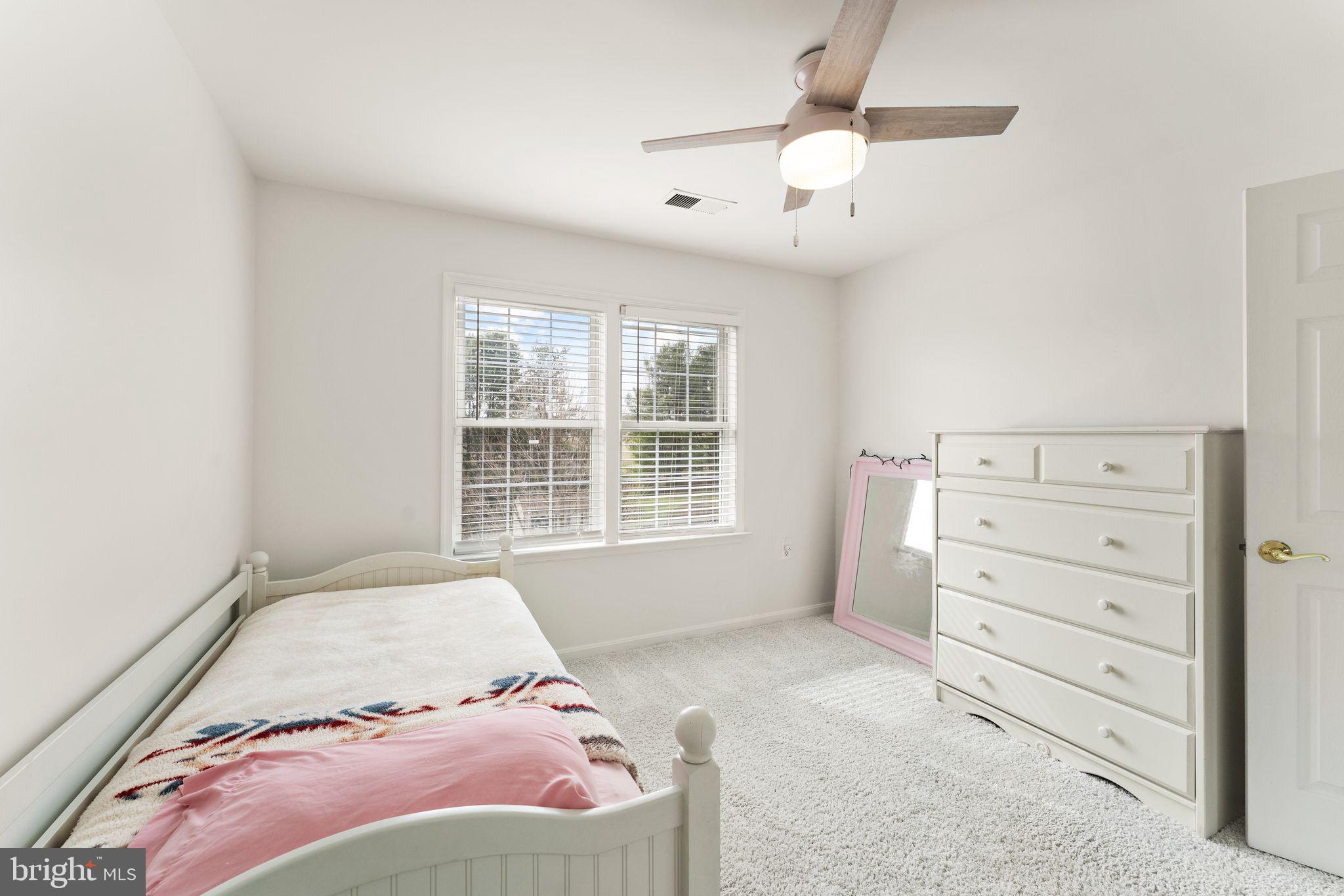 GOOSE CREEK CHASE - Residential