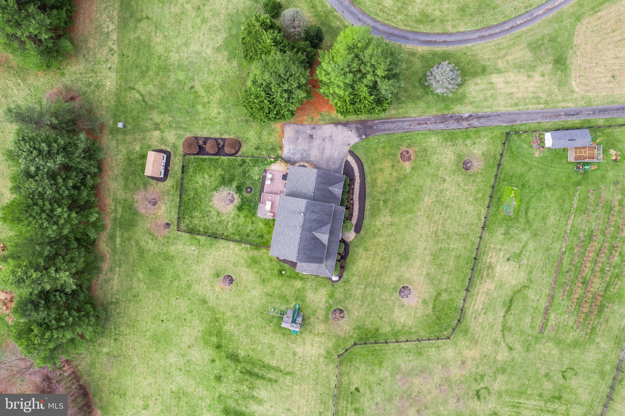 GOOSE CREEK CHASE - Residential