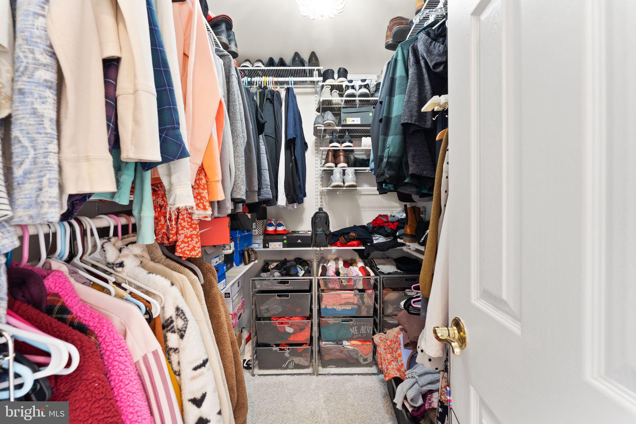 GOOSE CREEK CHASE - Residential