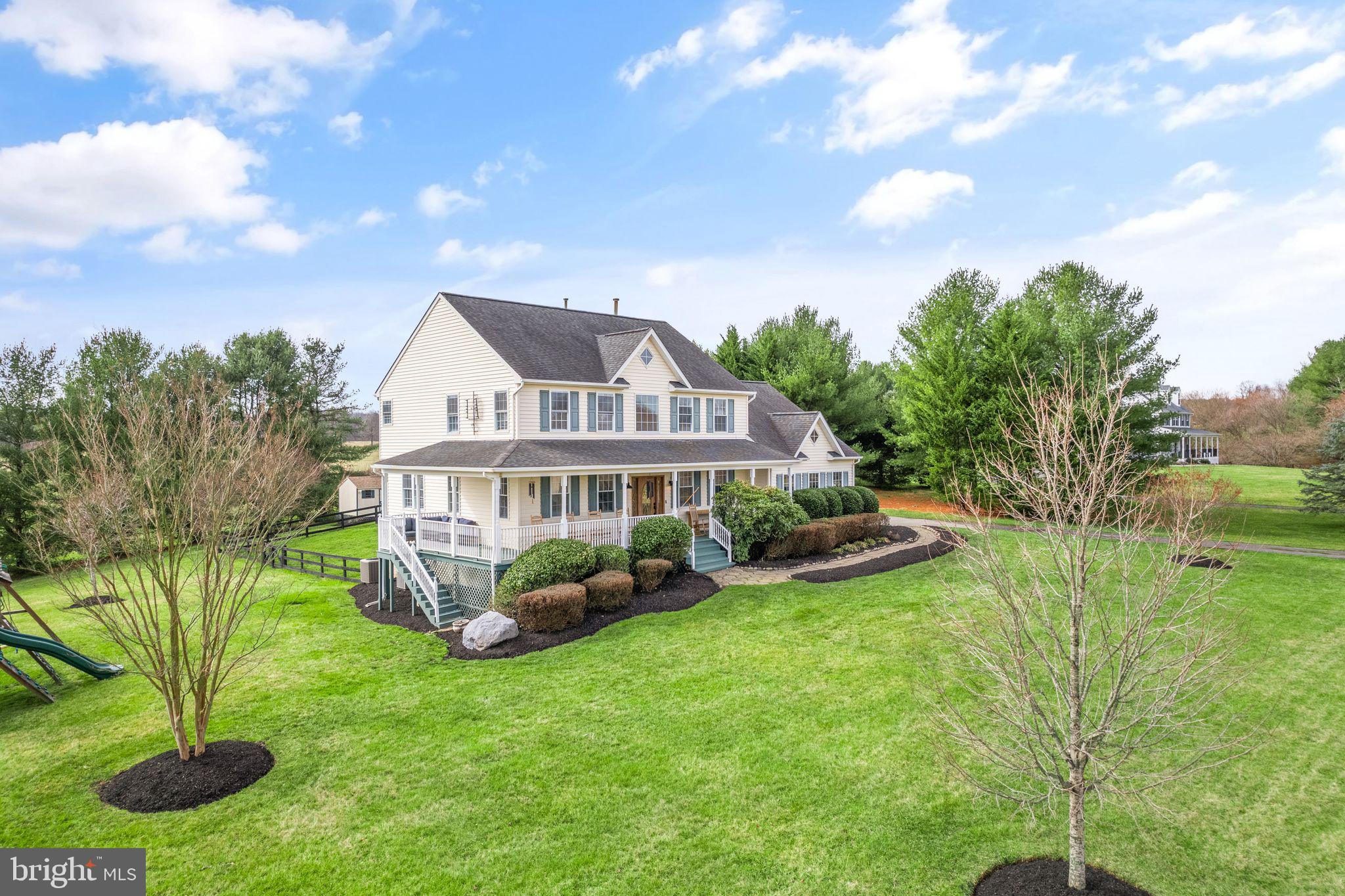 GOOSE CREEK CHASE - Residential