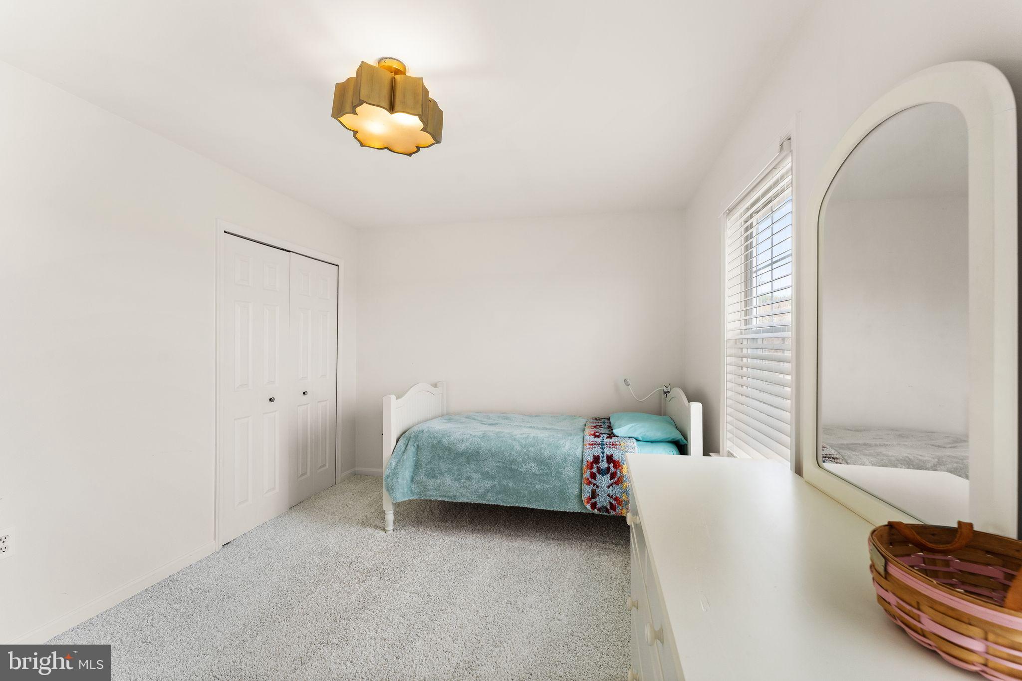 GOOSE CREEK CHASE - Residential