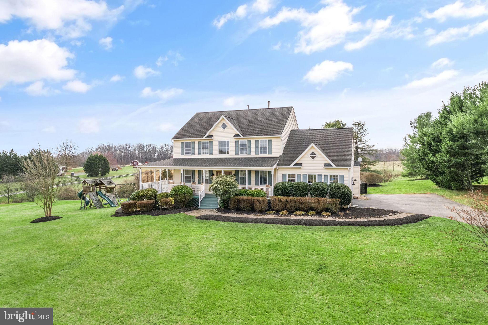 GOOSE CREEK CHASE - Residential