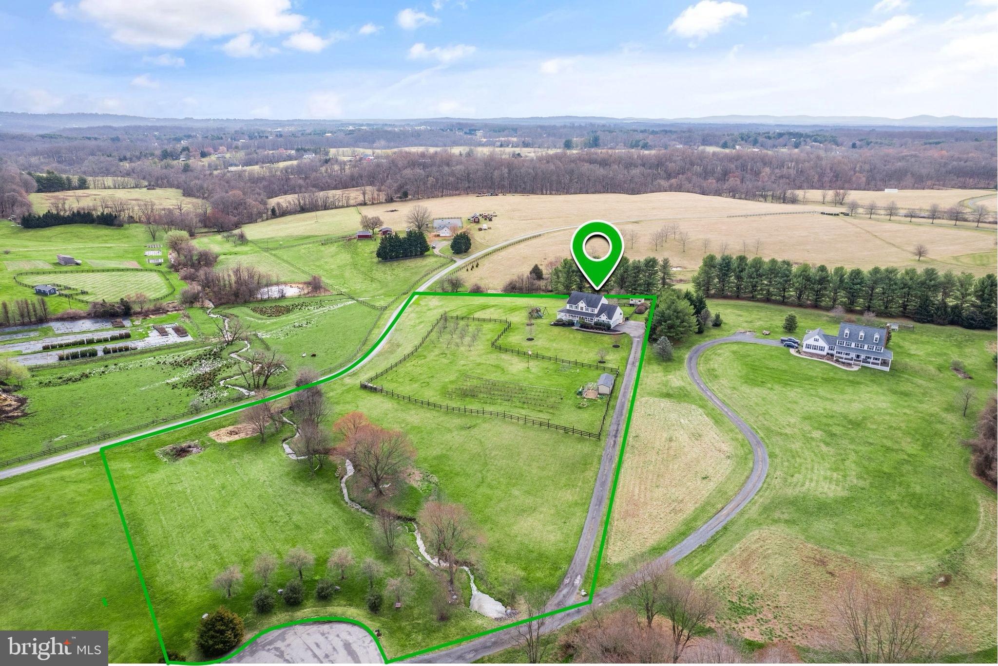 GOOSE CREEK CHASE - Residential