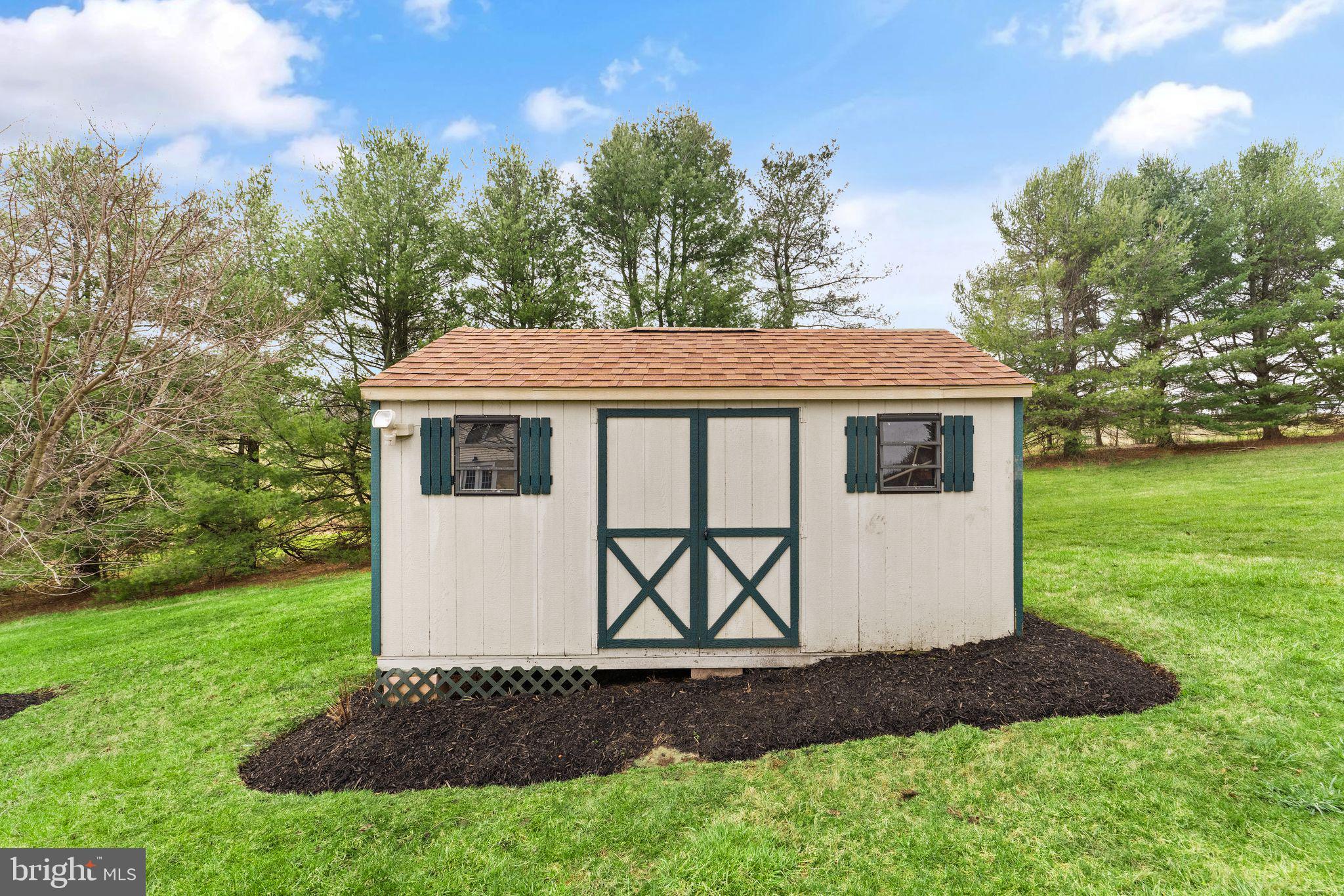 GOOSE CREEK CHASE - Residential