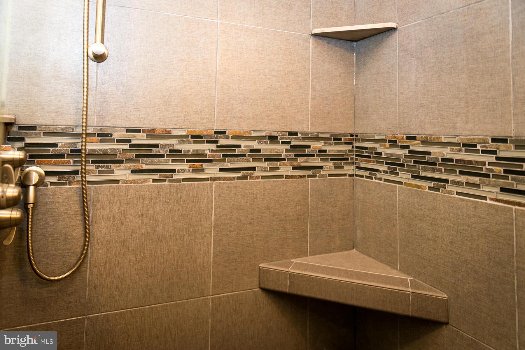 COBB ISLAND - Residential