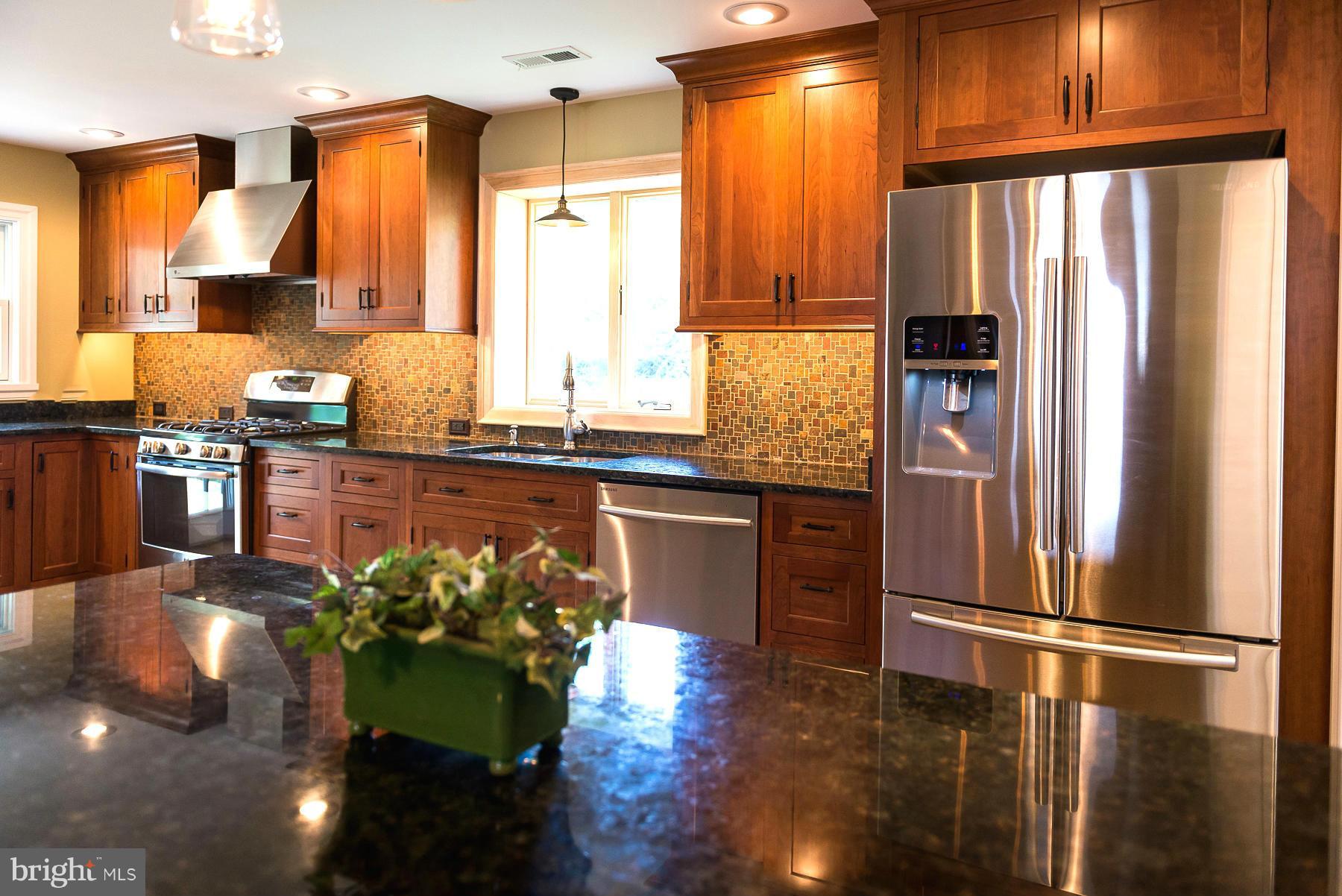 COBB ISLAND - Residential