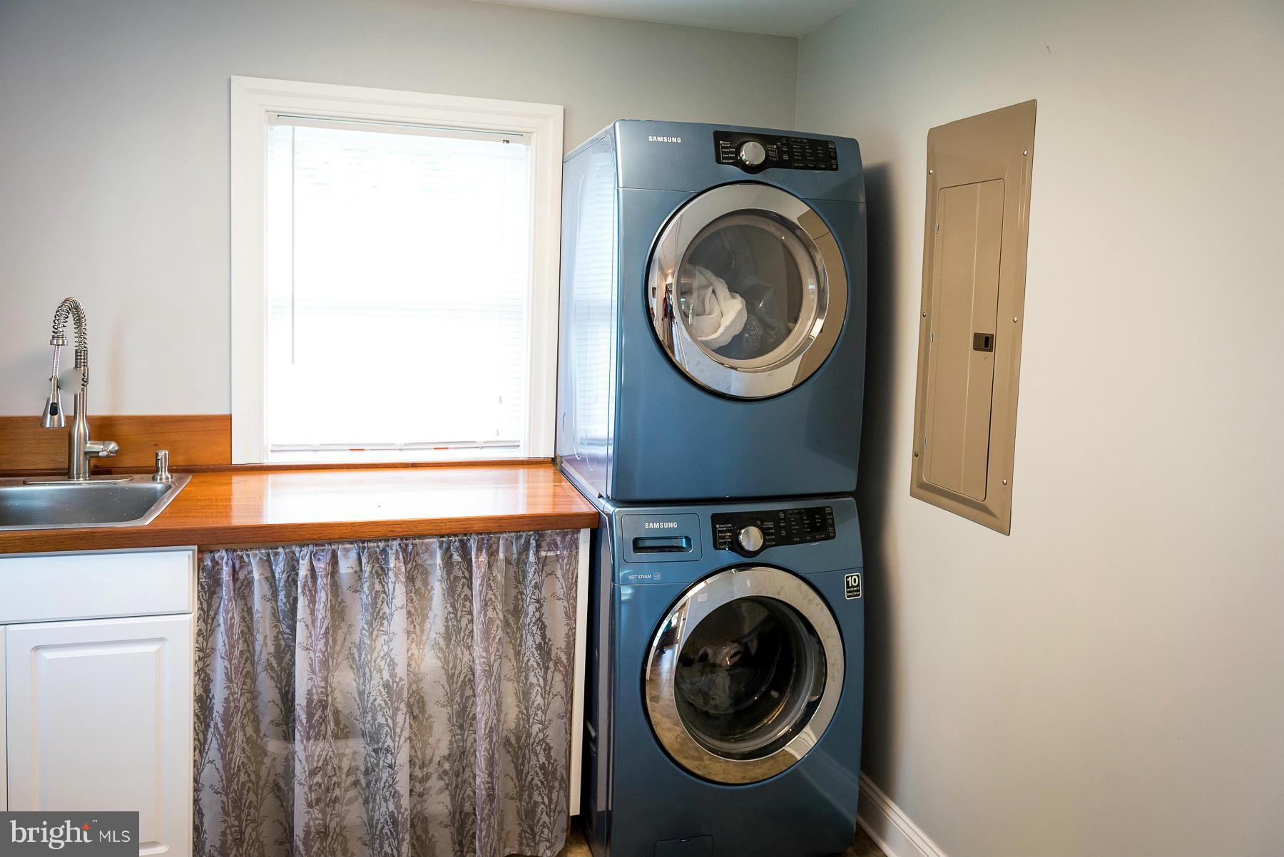 COBB ISLAND - Residential