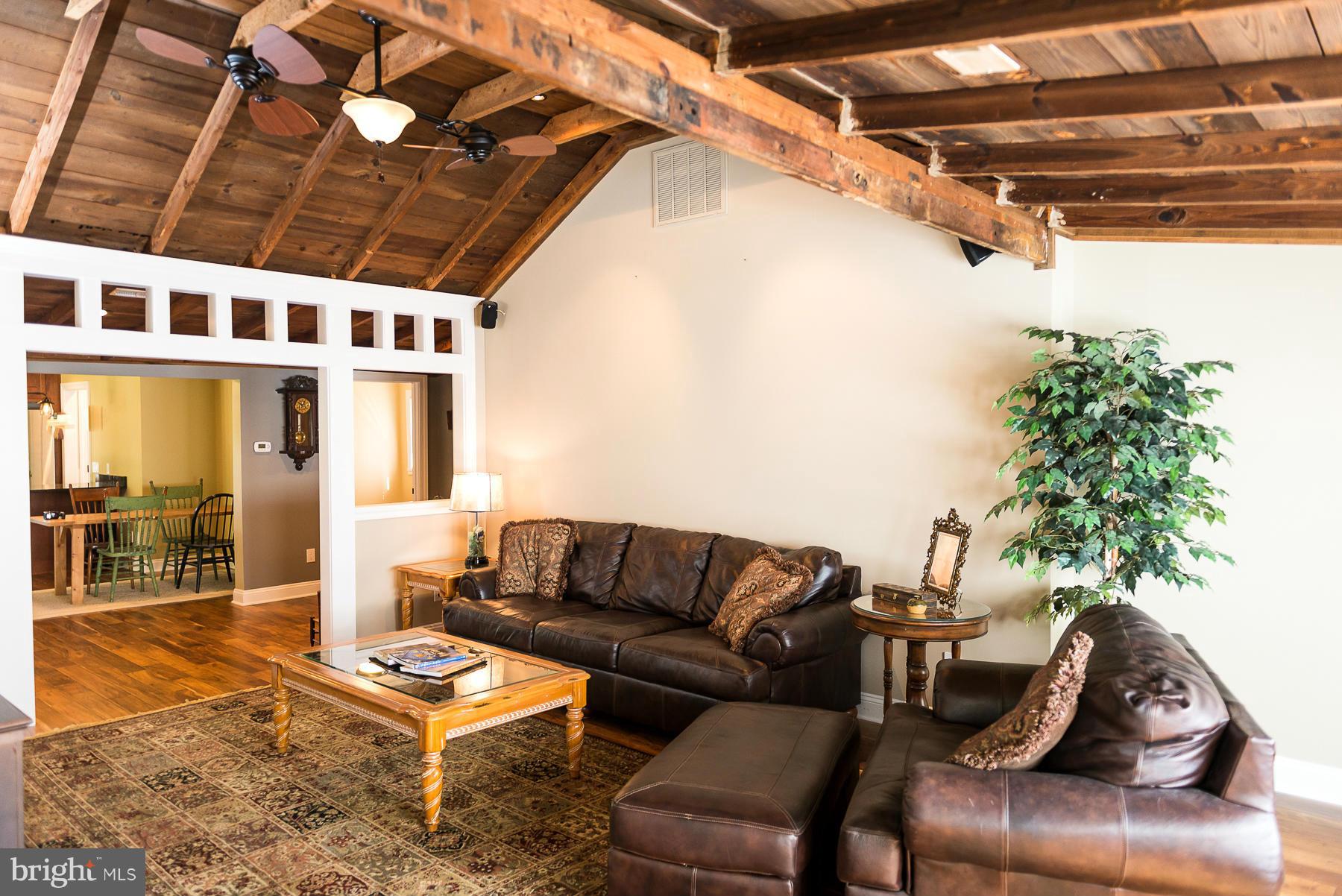 COBB ISLAND - Residential