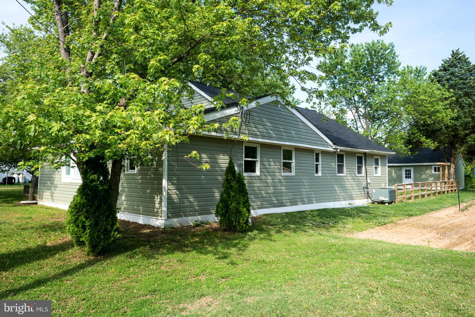 COBB ISLAND - Residential