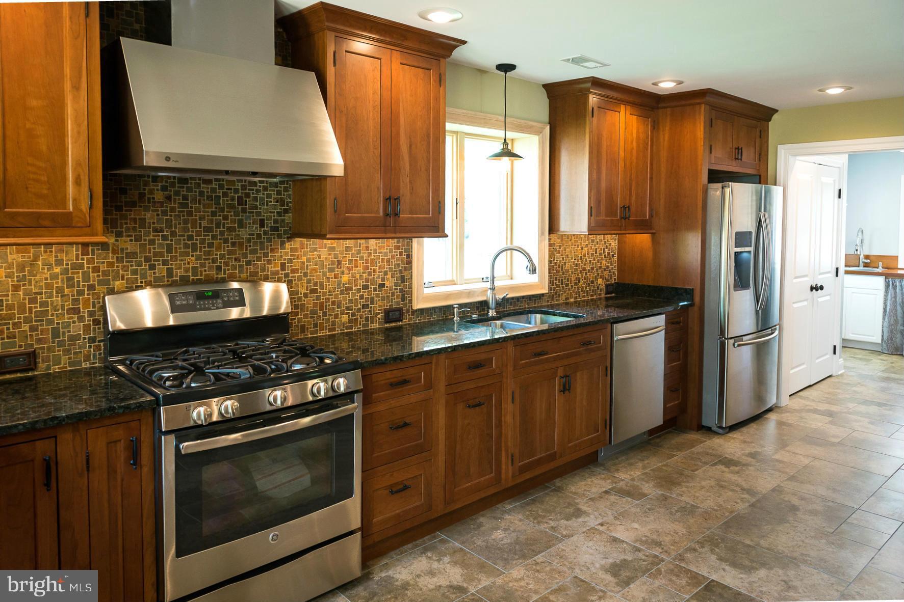 COBB ISLAND - Residential