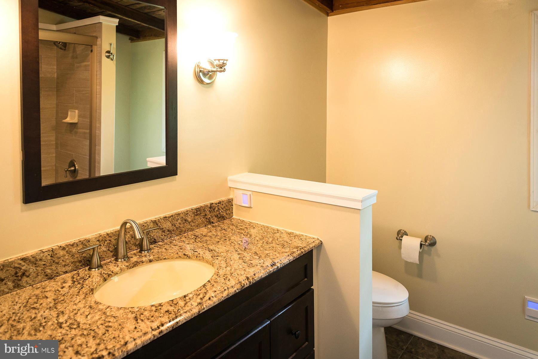 COBB ISLAND - Residential