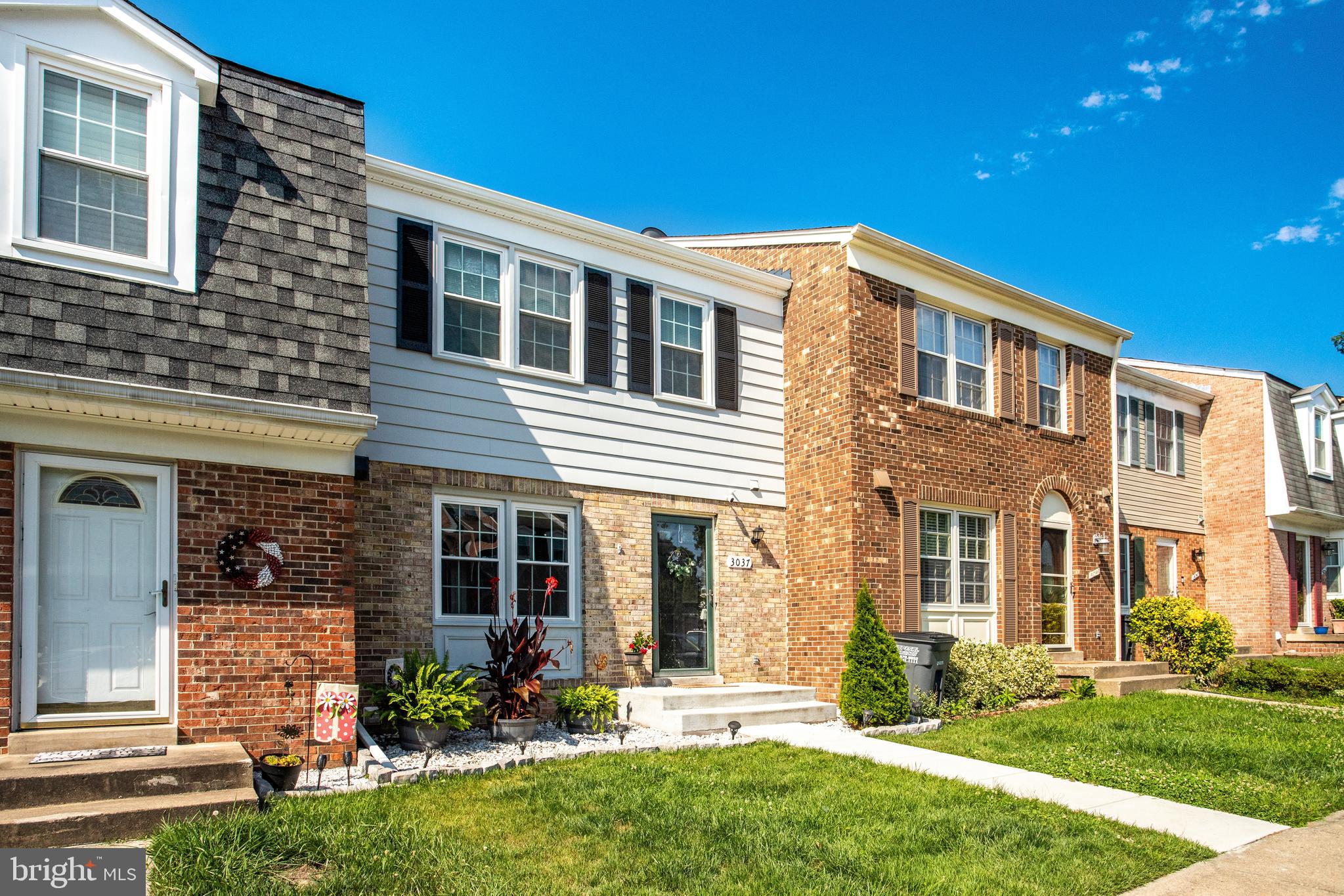 LAKE RIDGE - Residential