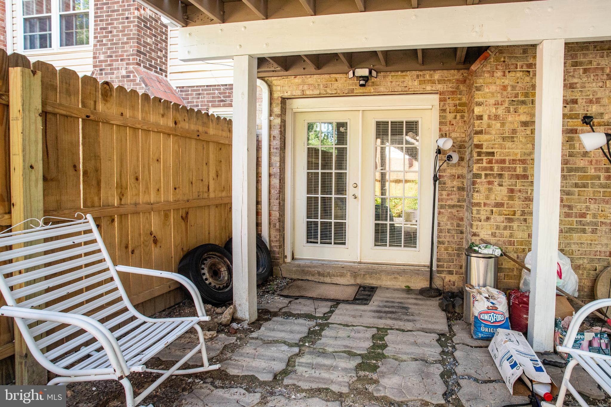 LAKE RIDGE - Residential