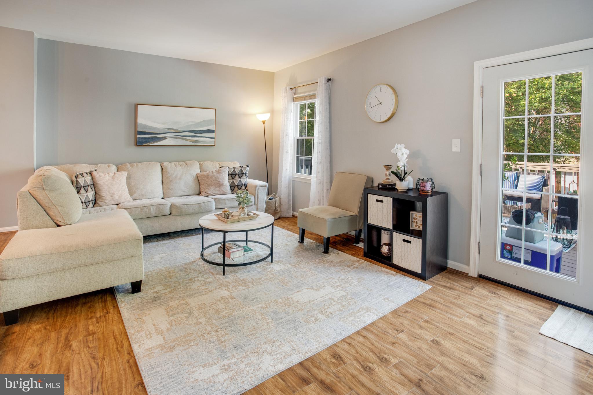 LAKE RIDGE - Residential