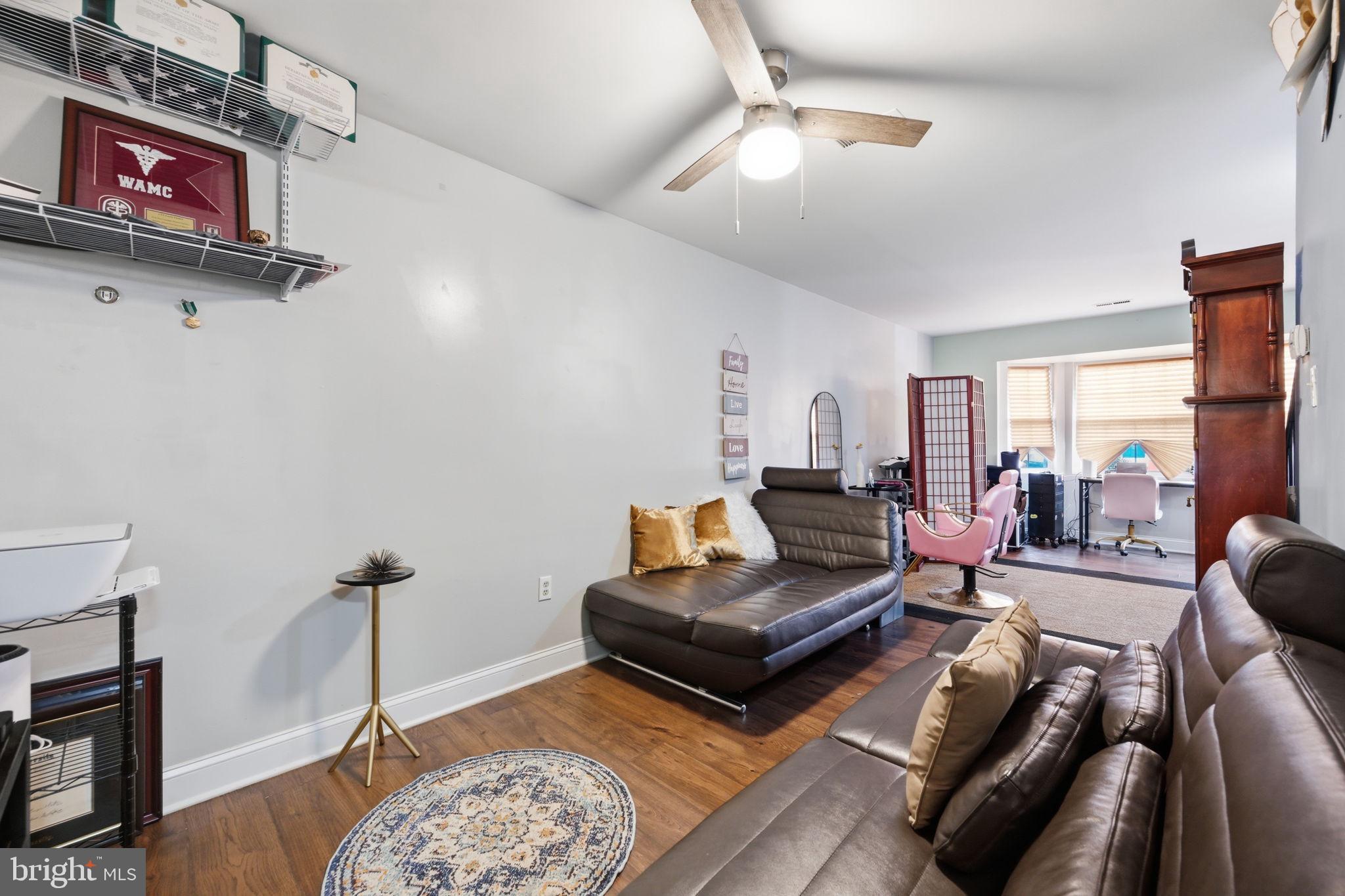 LAUREL LAKES PLAT 2 - Residential