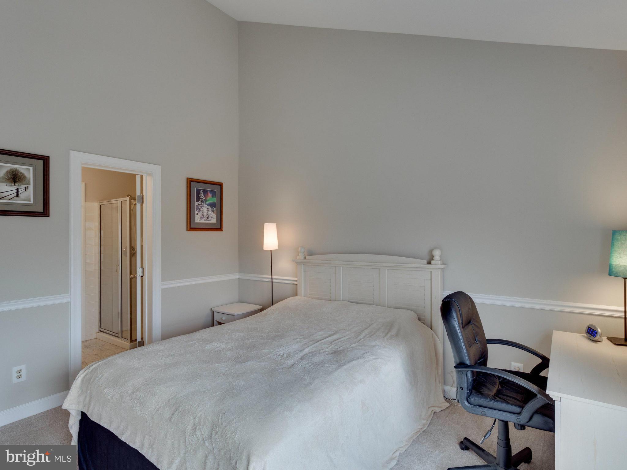 FAIRFIELD HOUSE - Residential