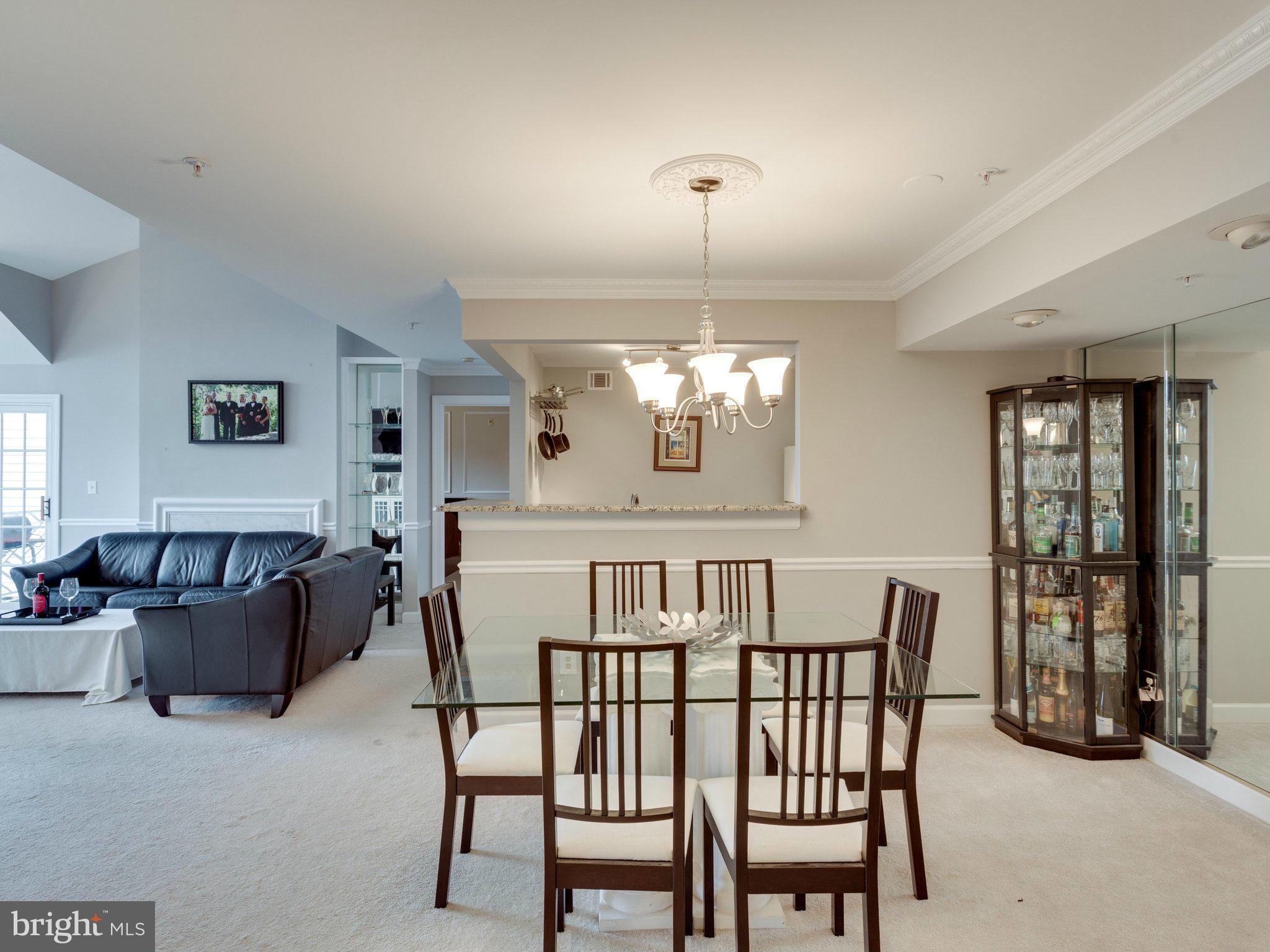 FAIRFIELD HOUSE - Residential