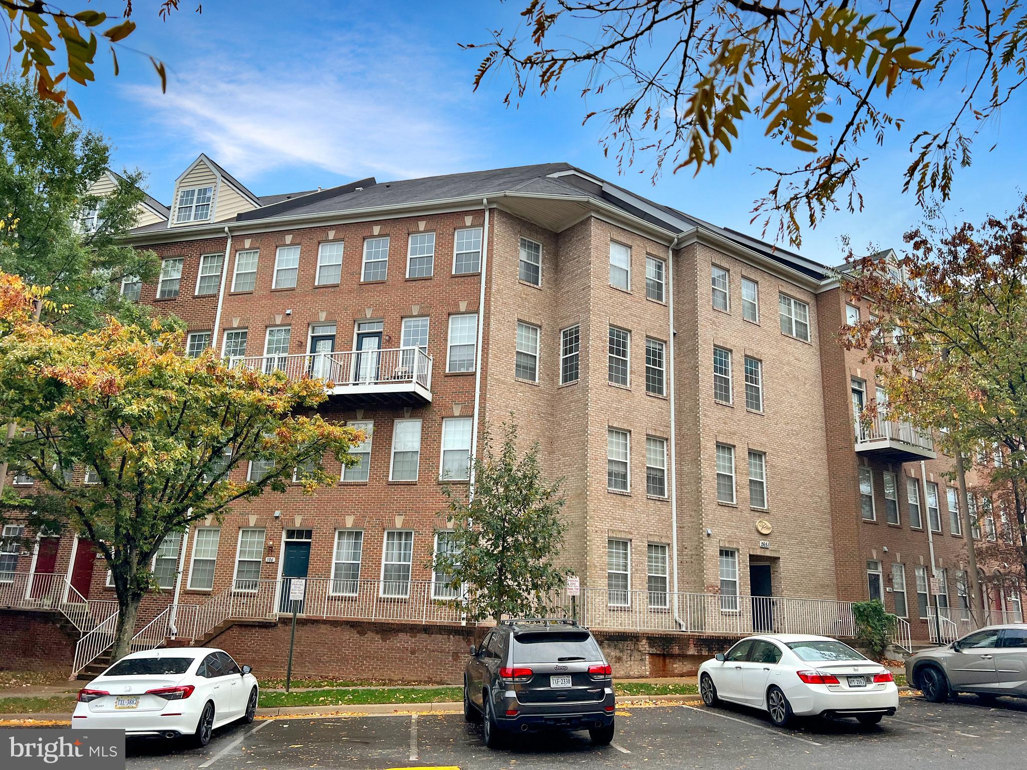 WESTBRIAR PLAZA - Residential