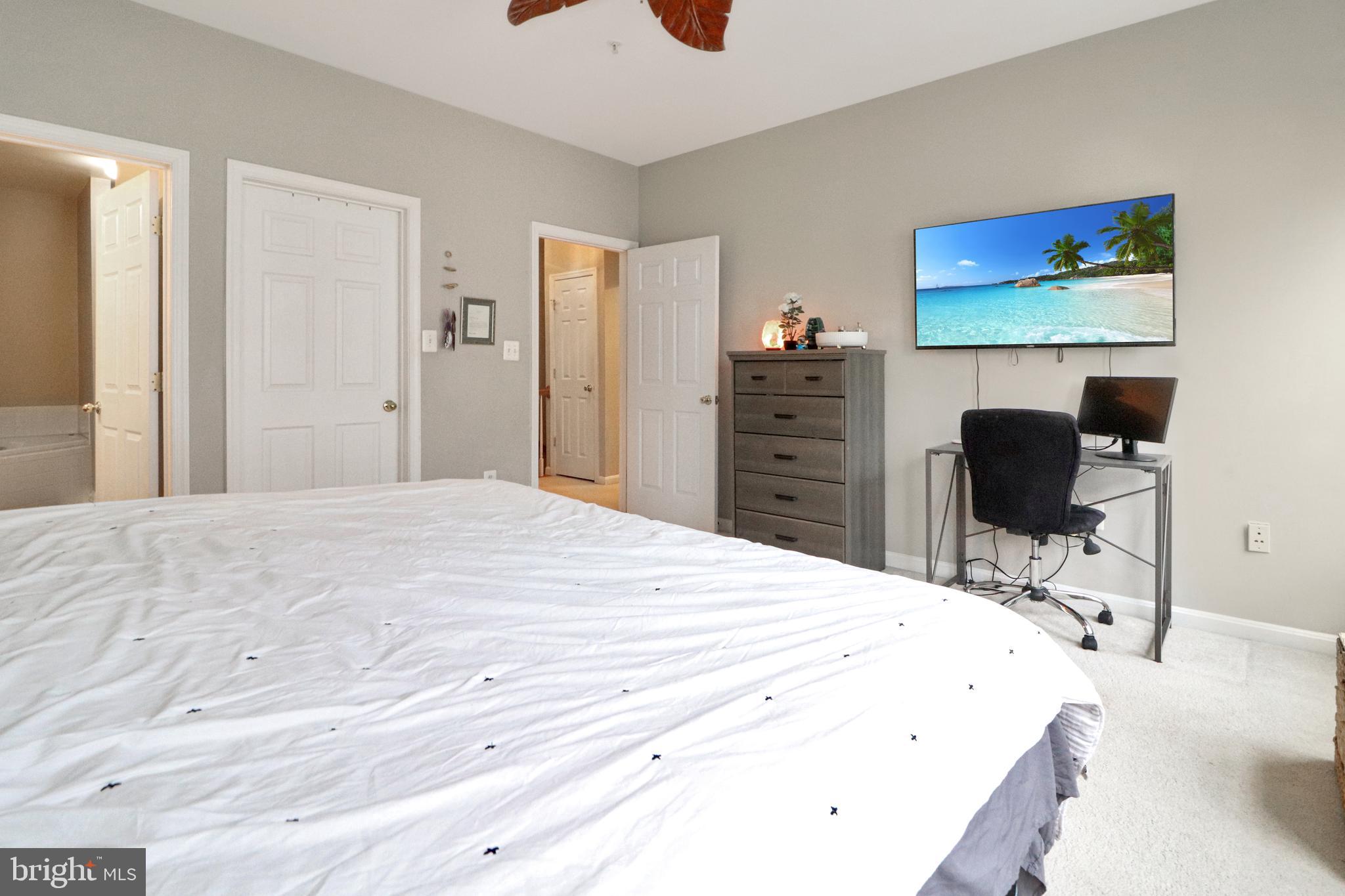 WESTBRIAR PLAZA - Residential