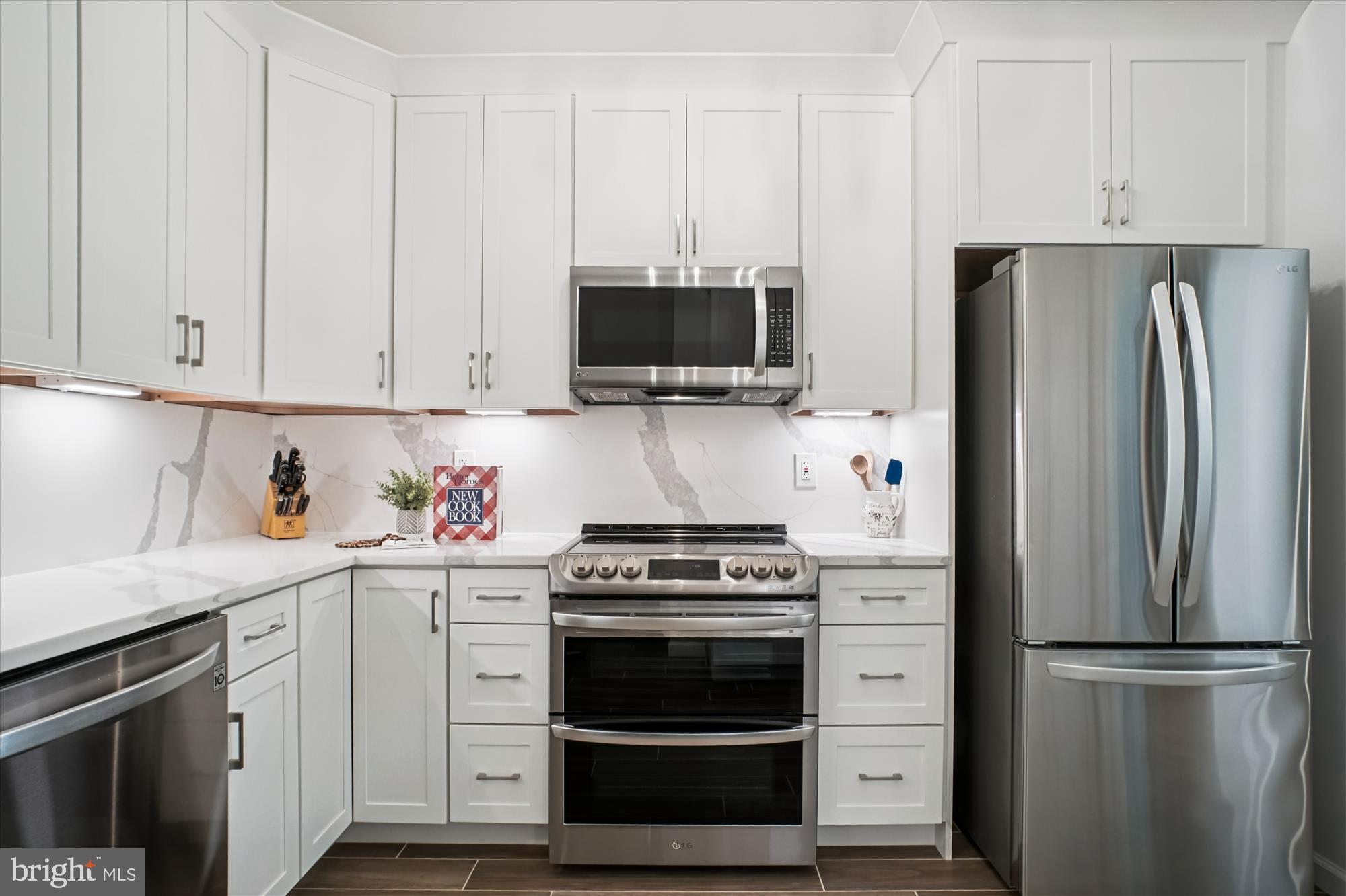 WOODWINDS II - Residential