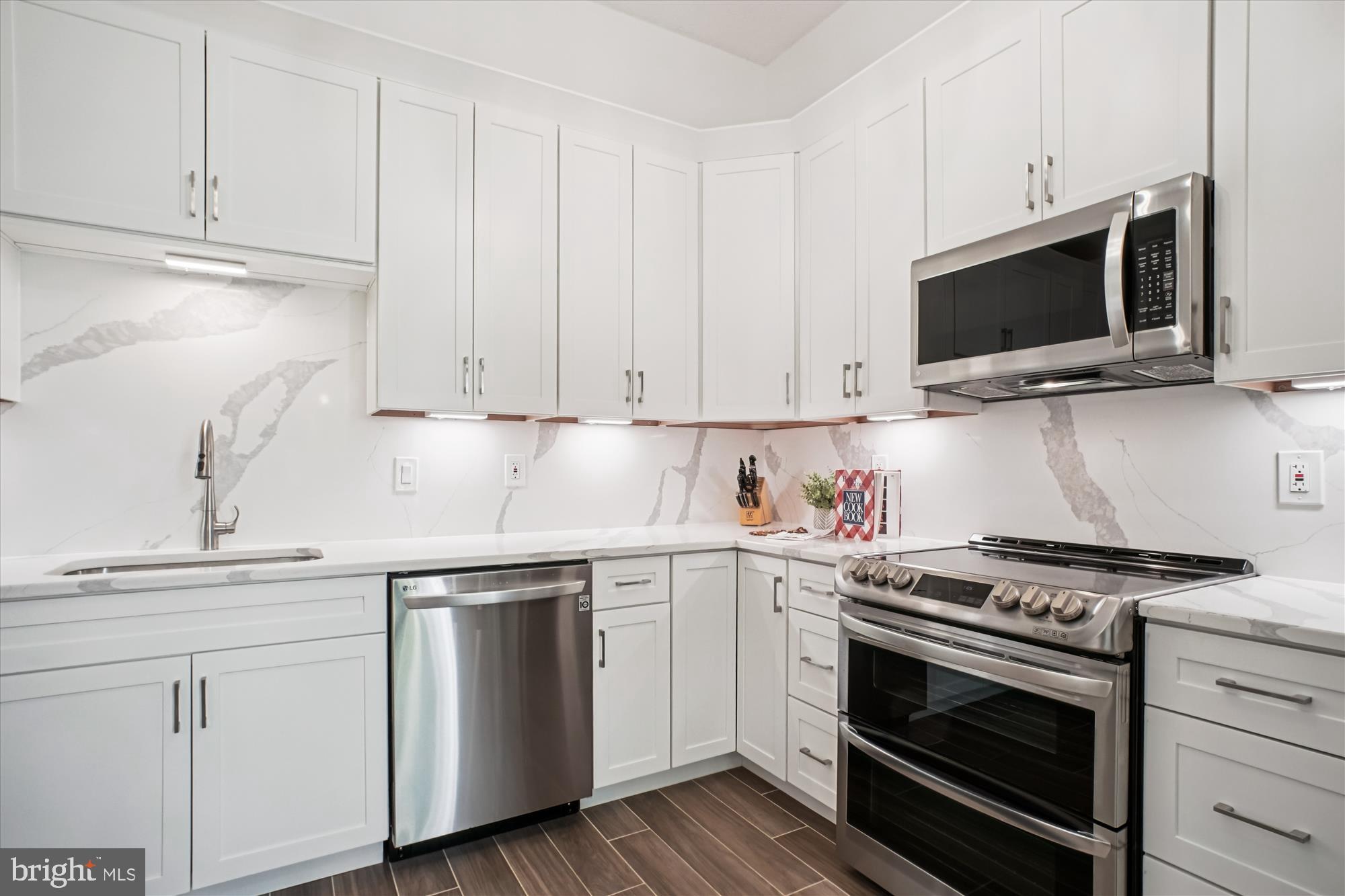 11564 ROLLING GREEN COURT 12/100B