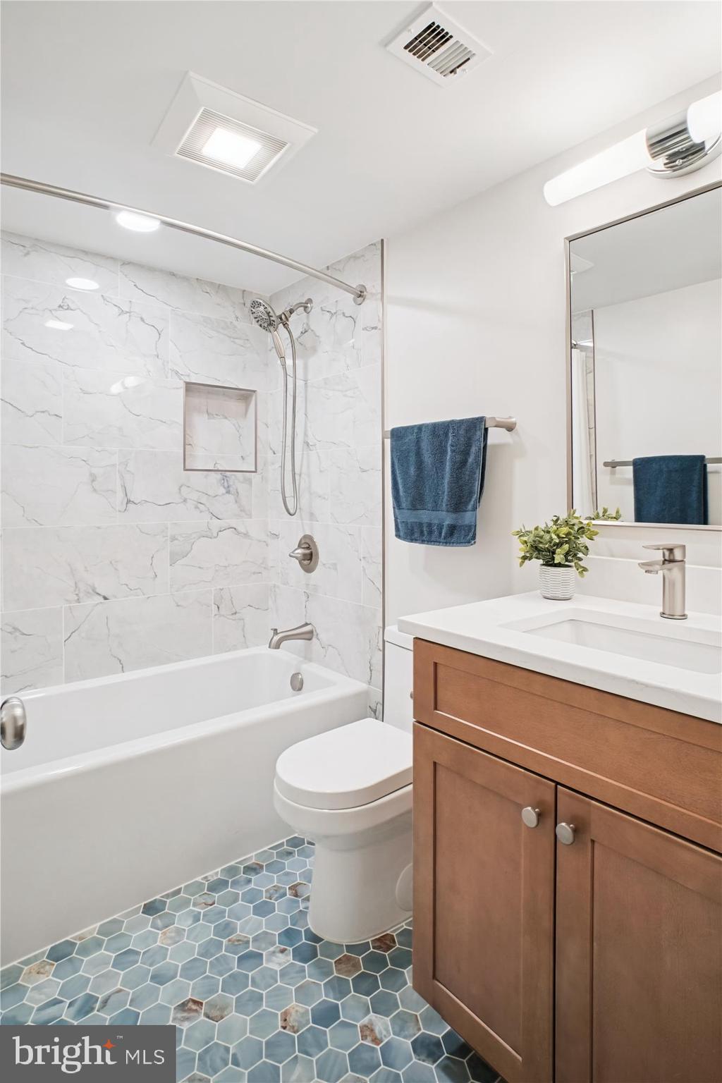 WOODWINDS II - Residential