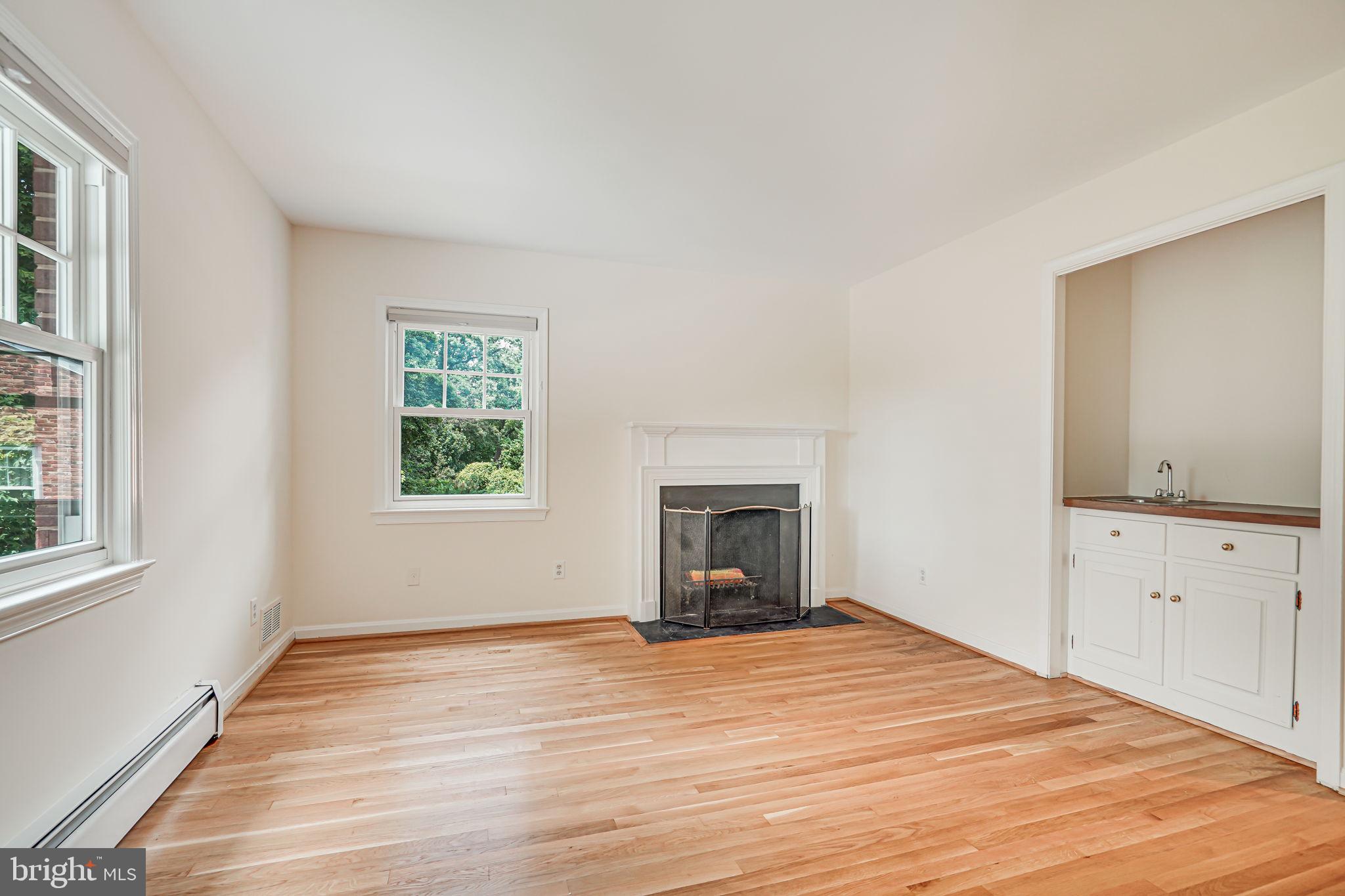 GLEN ECHO HEIGHTS - Residential