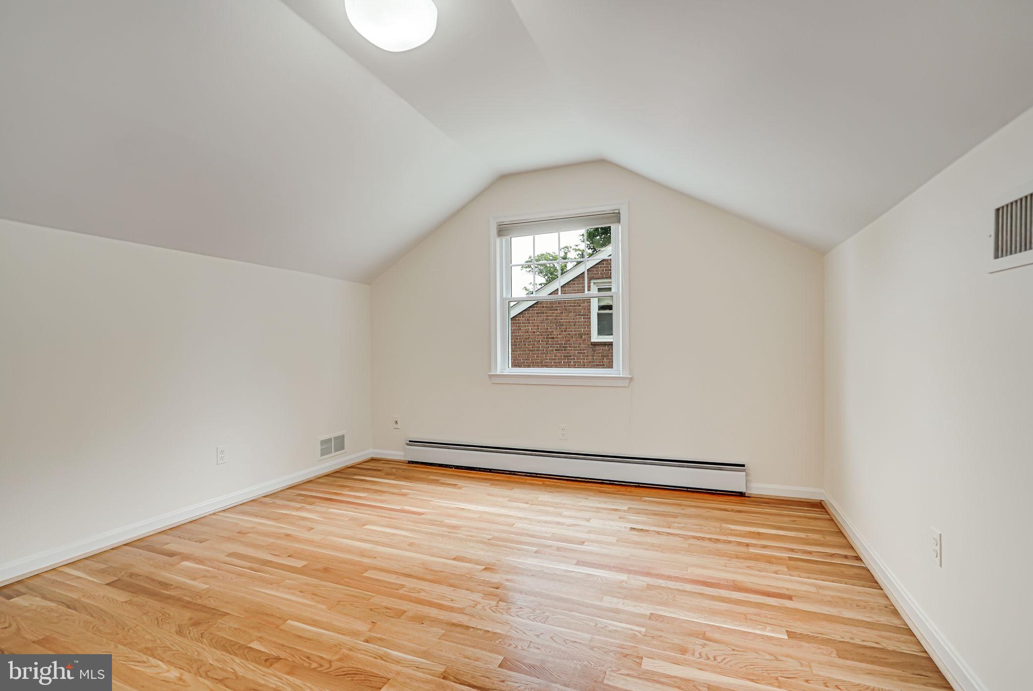 GLEN ECHO HEIGHTS - Residential