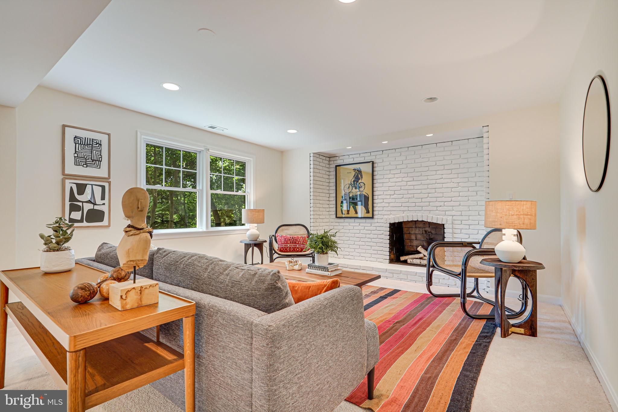 GLEN ECHO HEIGHTS - Residential