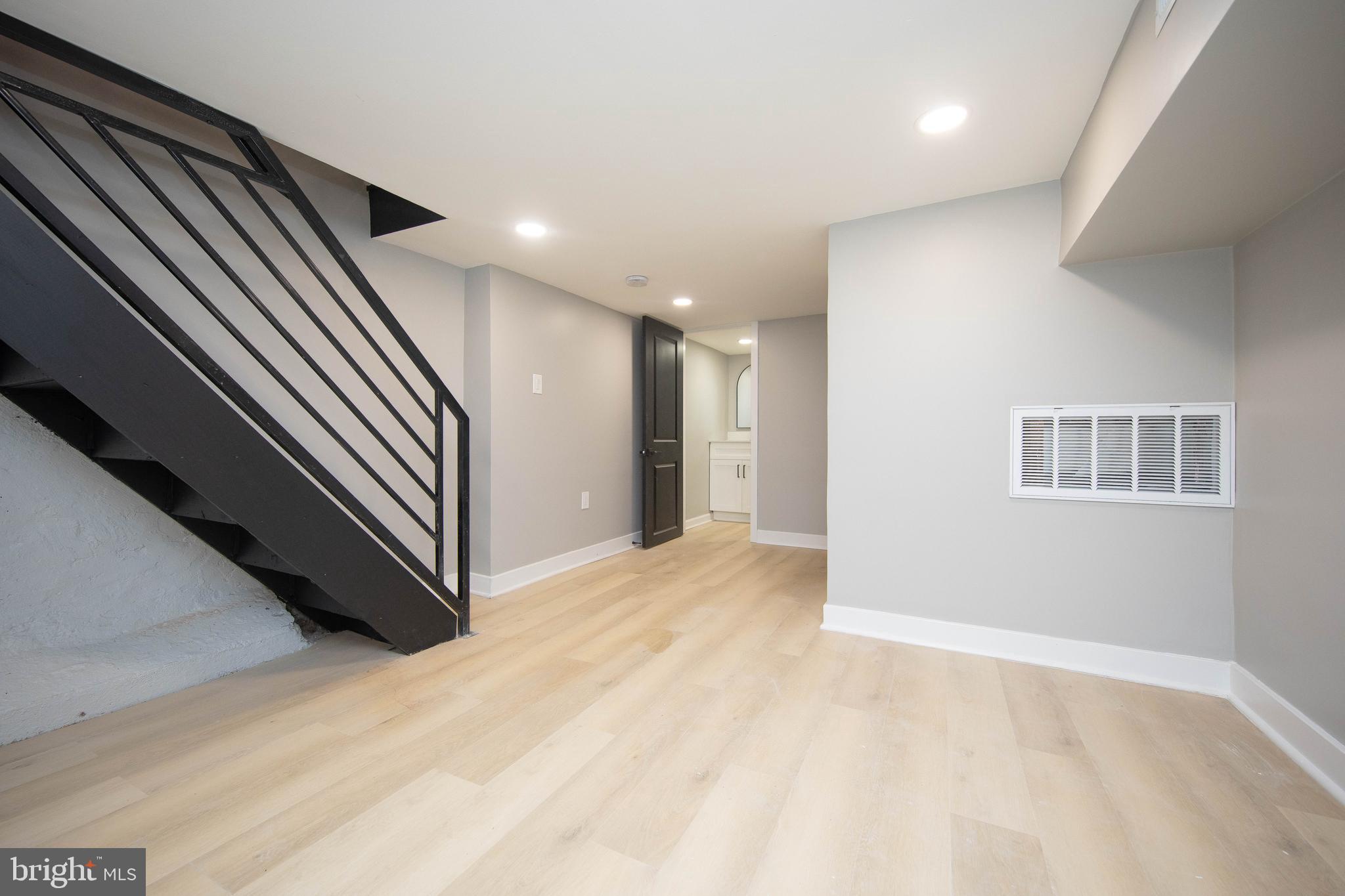 FRANCISVILLE - Residential